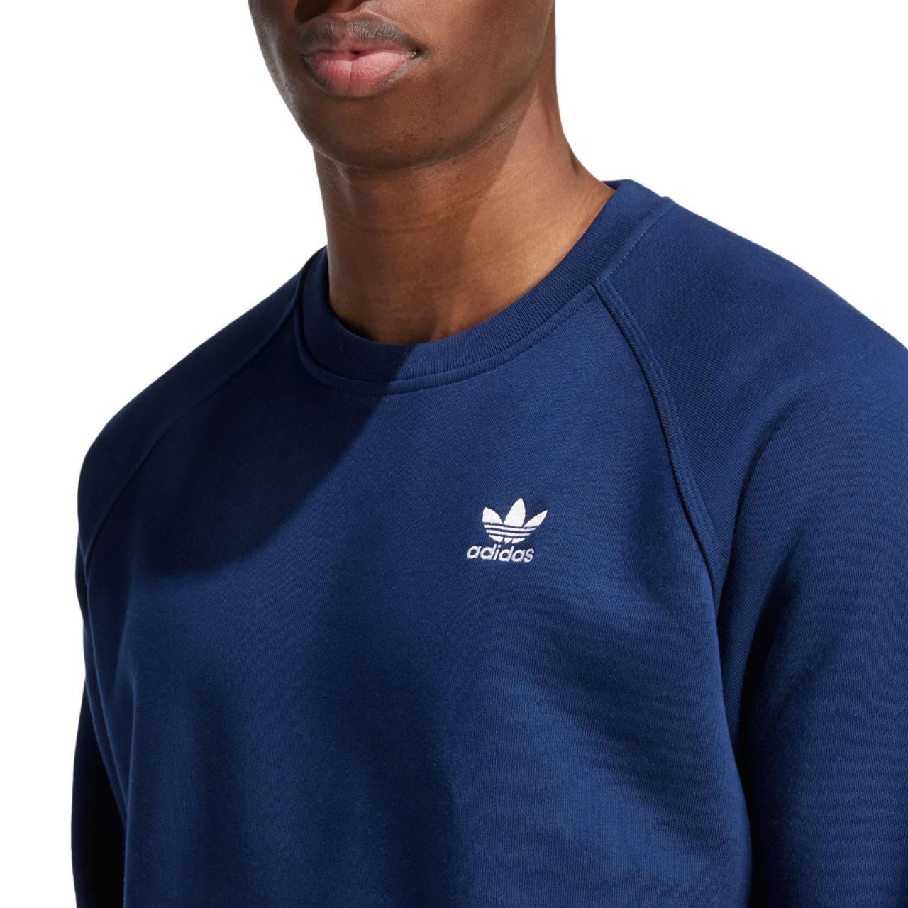 adidas Trefoil Essentials Crew Sweatshirt Bild 3 von 4. Antippen, um die Fotogalerie zu öffnen.