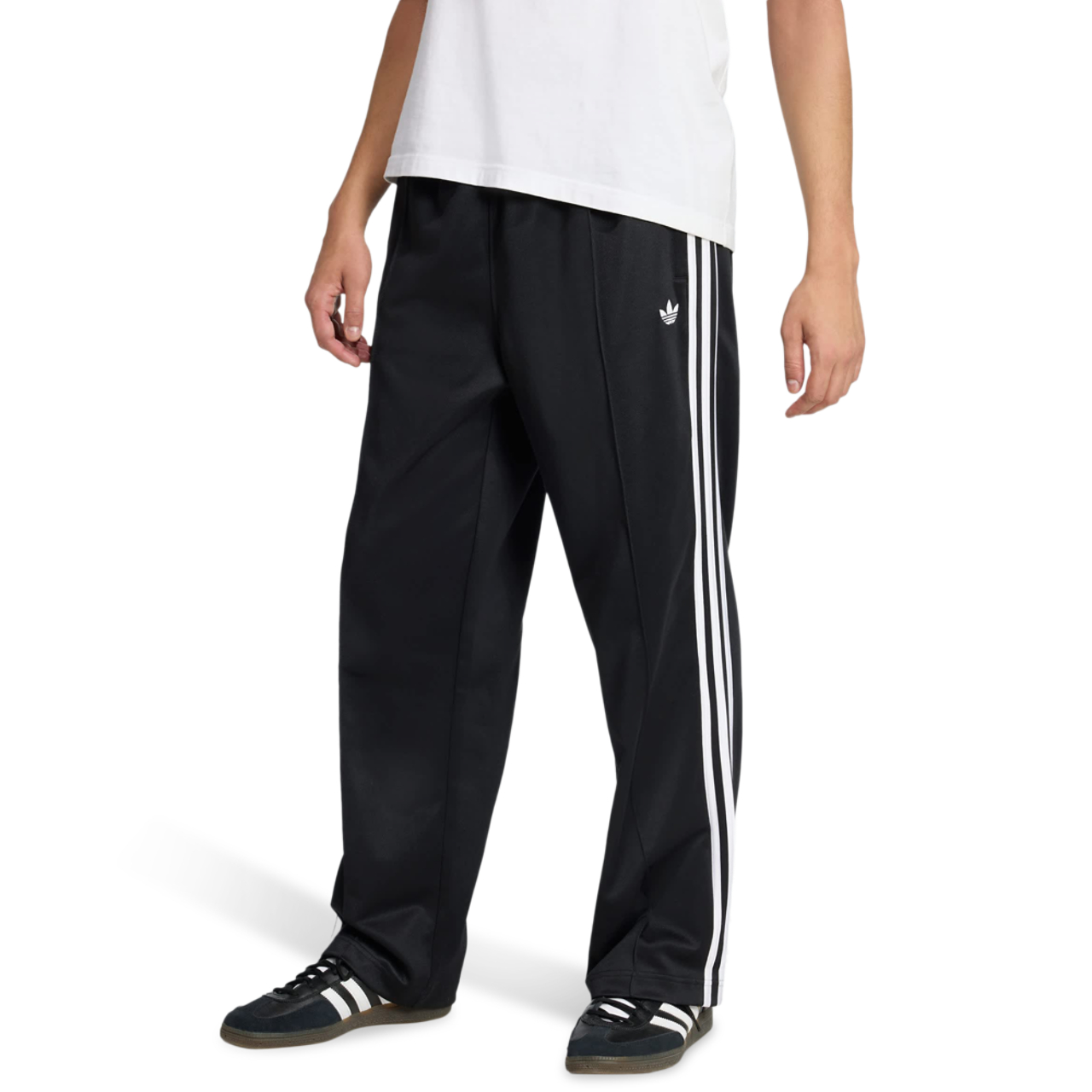 adidas Baggy Track Trousers Immagine 1 di 4. Tocca per aprire la galleria fotografica.