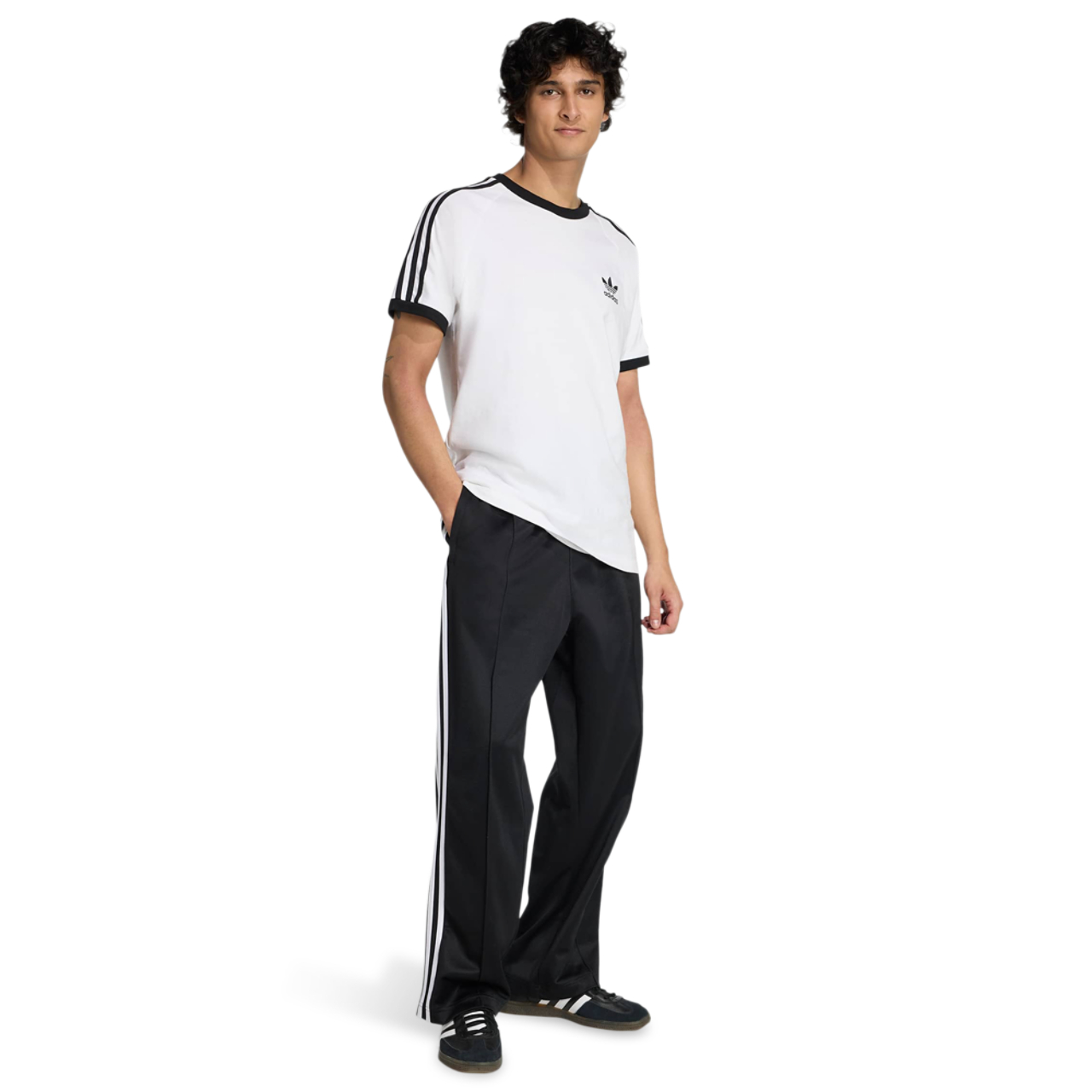 adidas Baggy Track Trousers Immagine 2 di 4. Tocca per aprire la galleria fotografica.