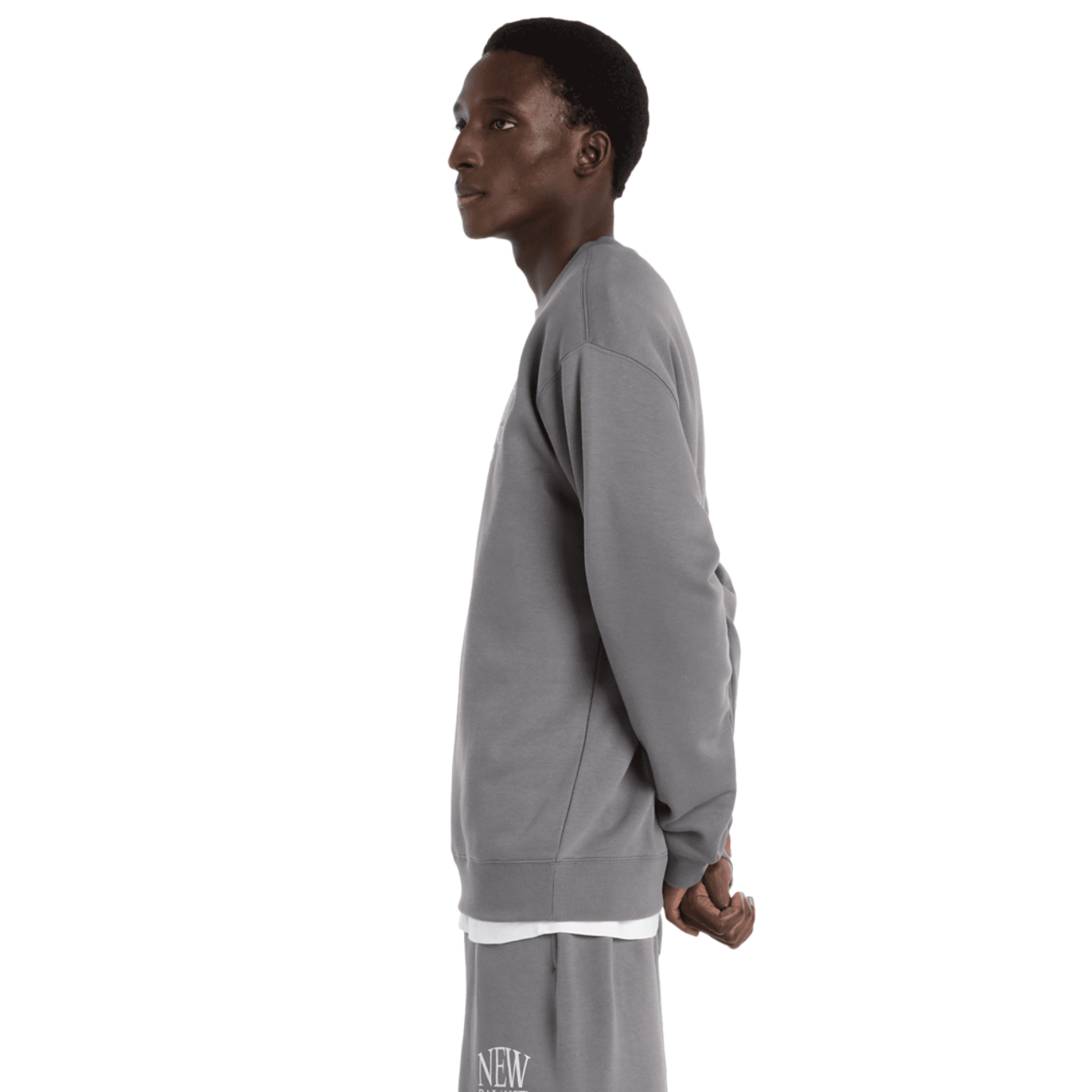 New Balance Reimagined Fleece Crew Image 3 sur 4. Appuyez pour ouvrir la galerie de photos.