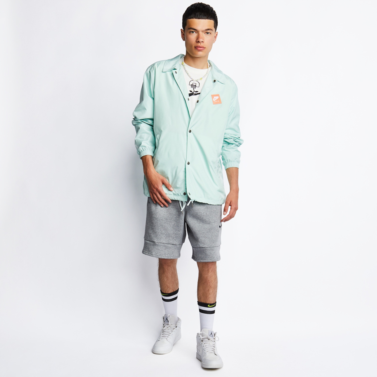 Jordan Lightweight Image 2 of 4. Tap to open photo gallery.