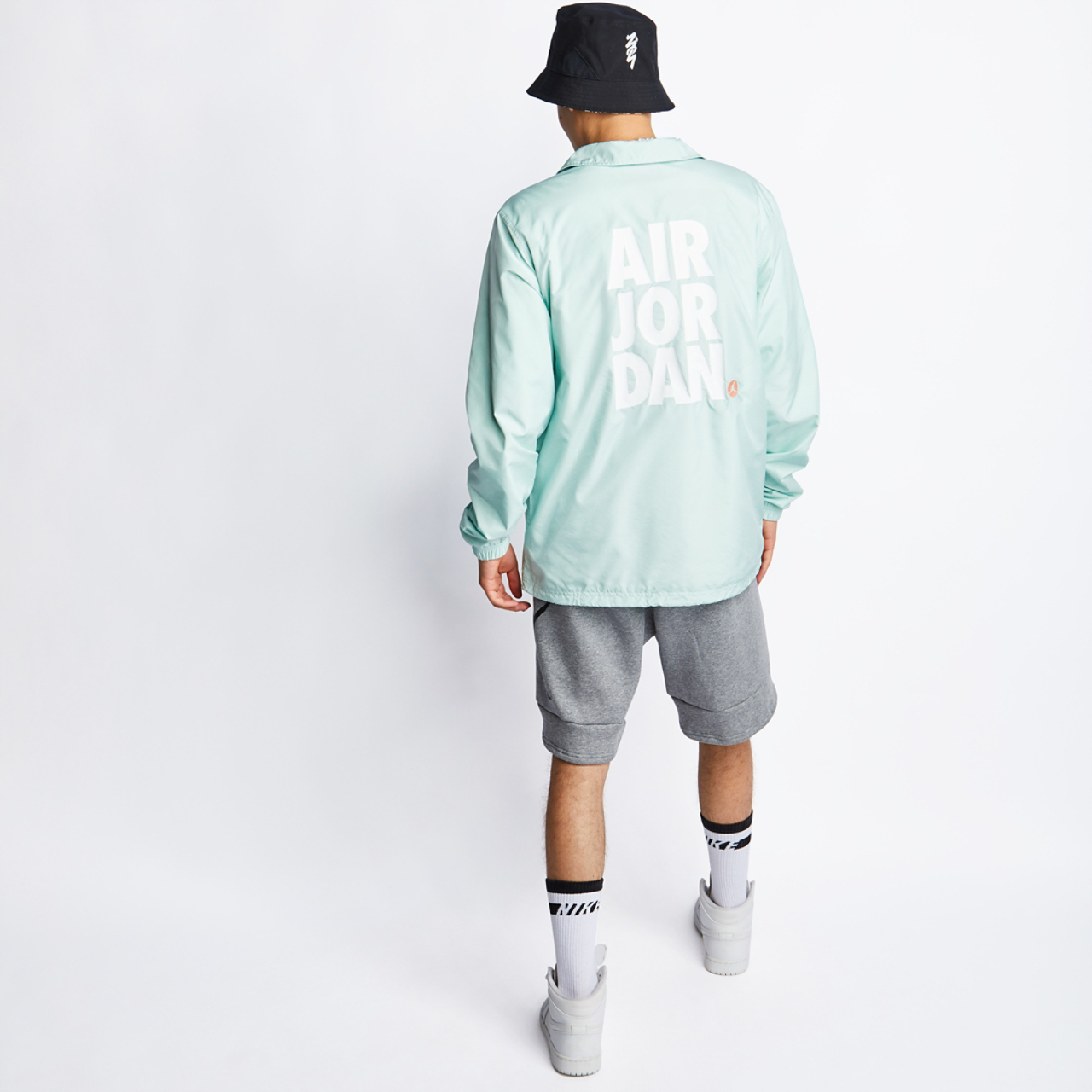 Jordan Lightweight Image 3 of 4. Tap to open photo gallery.