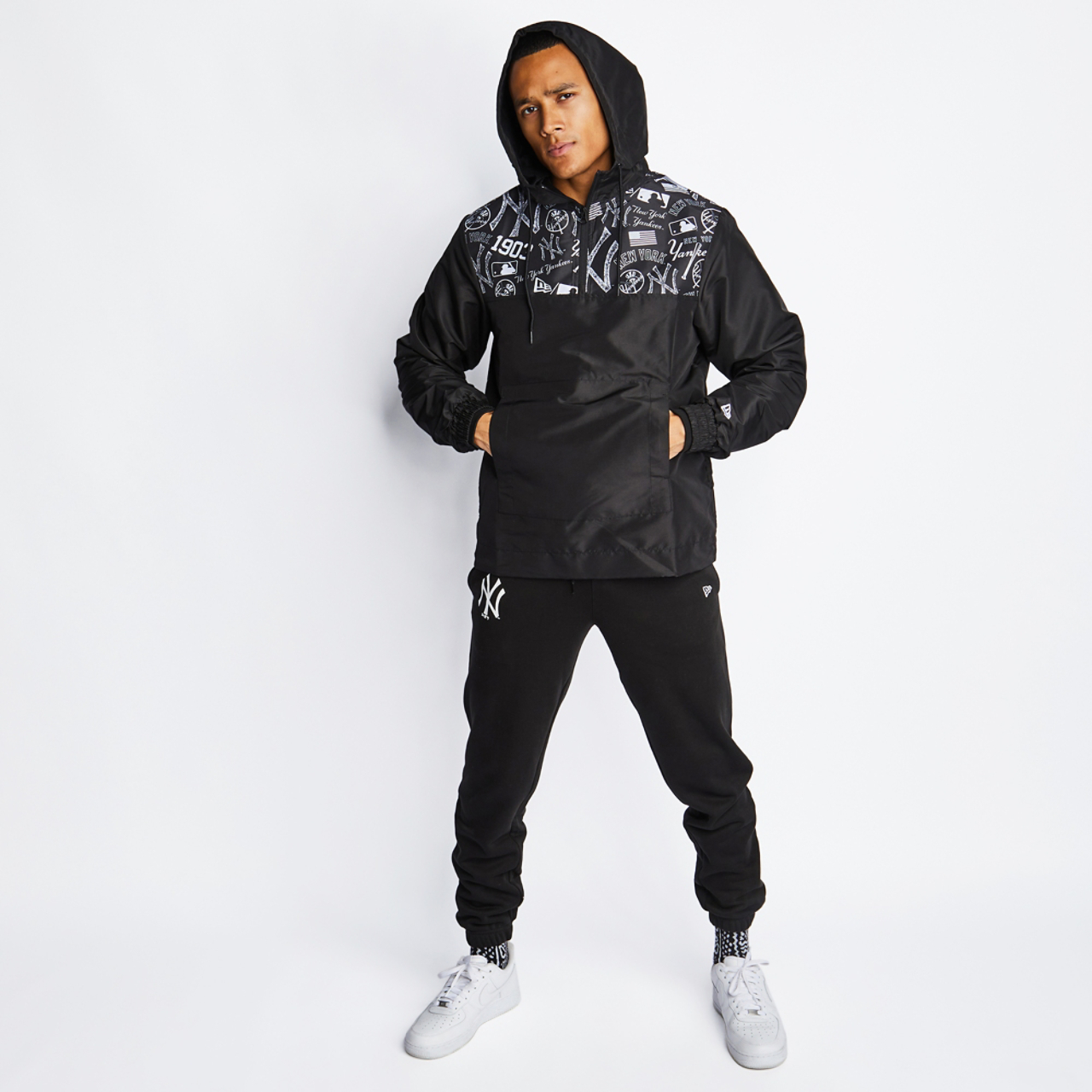 New Era Mlb  Lightweight Image 1 of 4. Tap to open photo gallery.