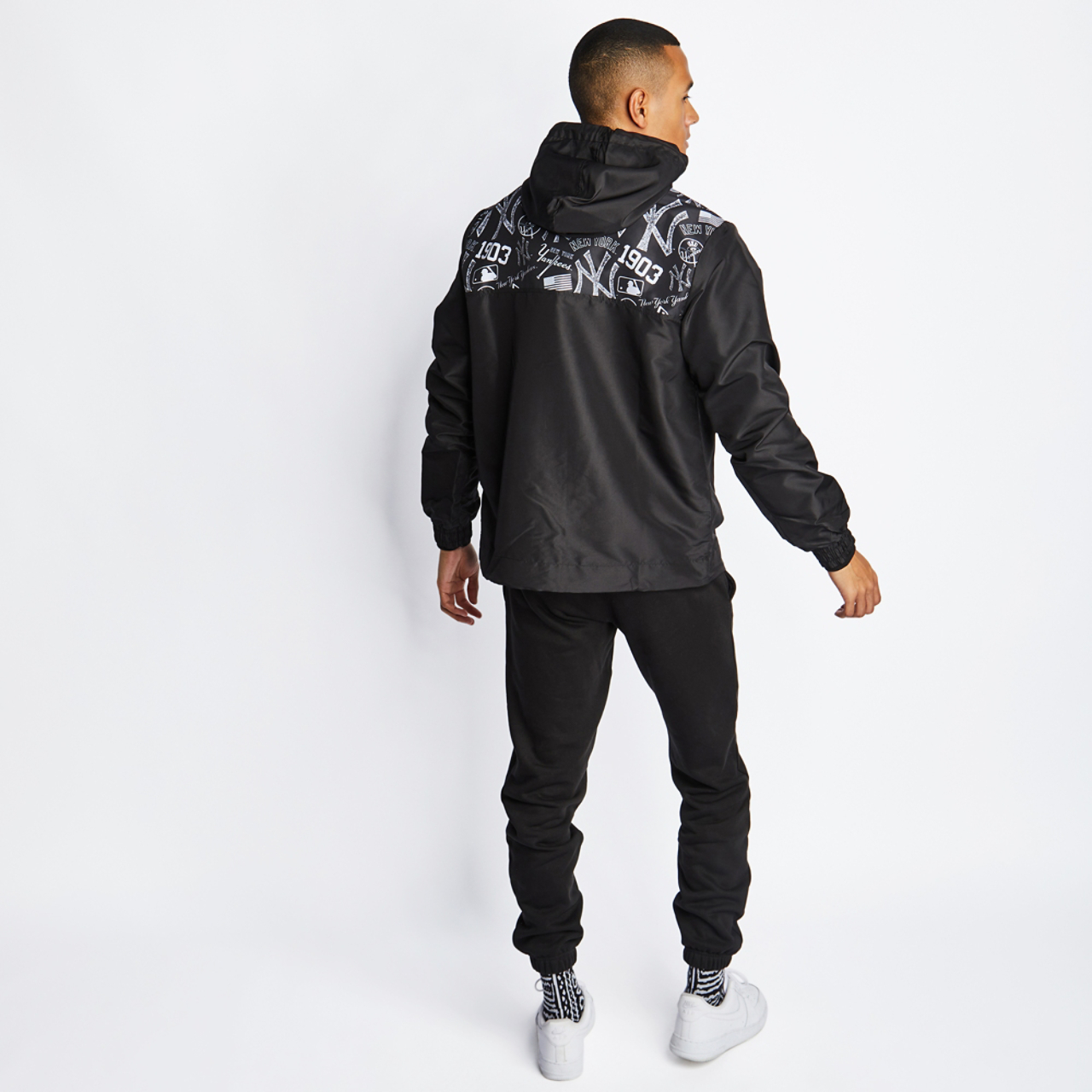 New Era Mlb  Lightweight Image 3 of 4. Tap to open photo gallery.