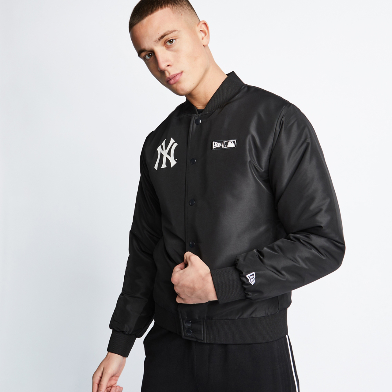 New Era Mlb  Lightweight Image 4 of 4. Tap to open photo gallery.