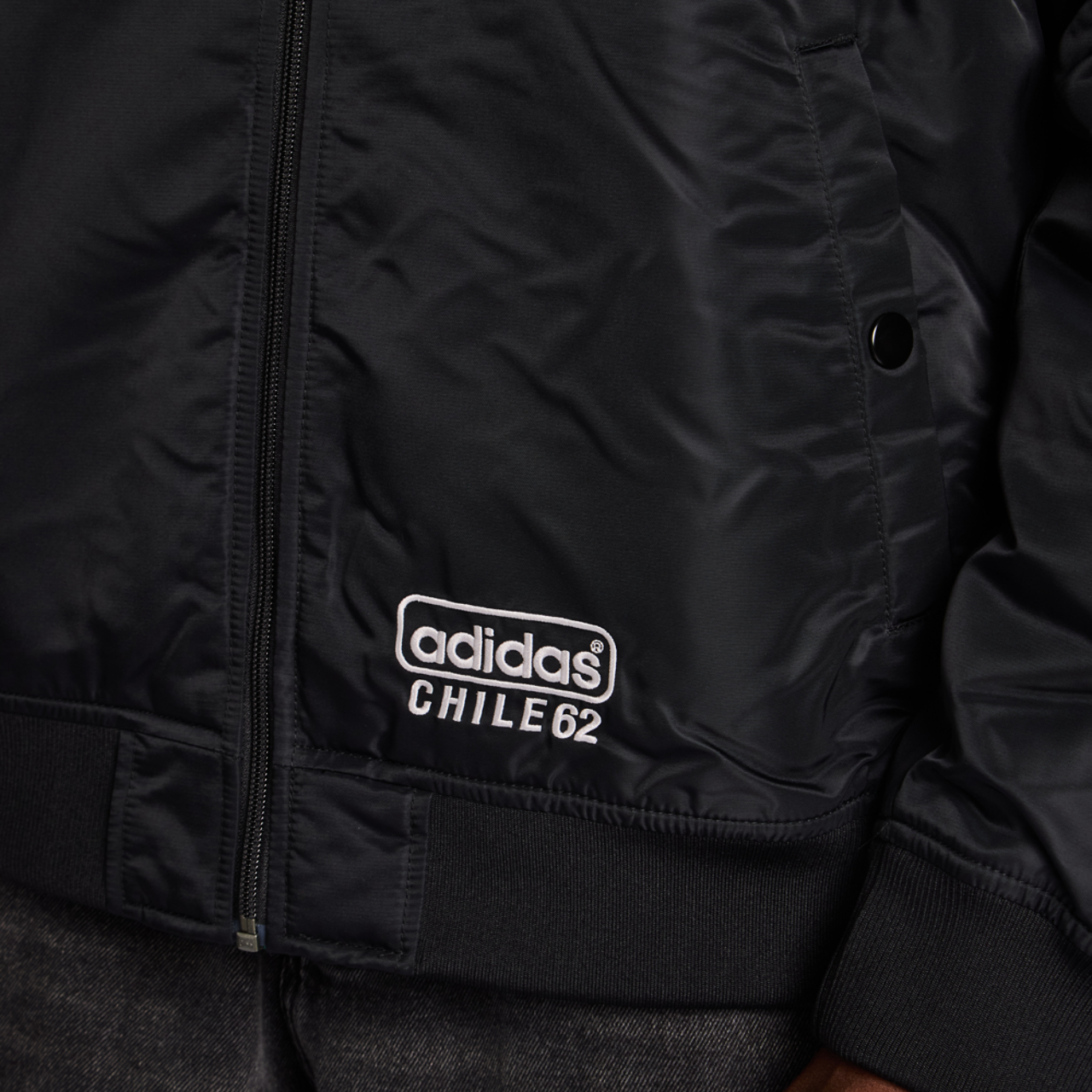 adidas Chile 62 - Men Jackets | Foot Locker UK