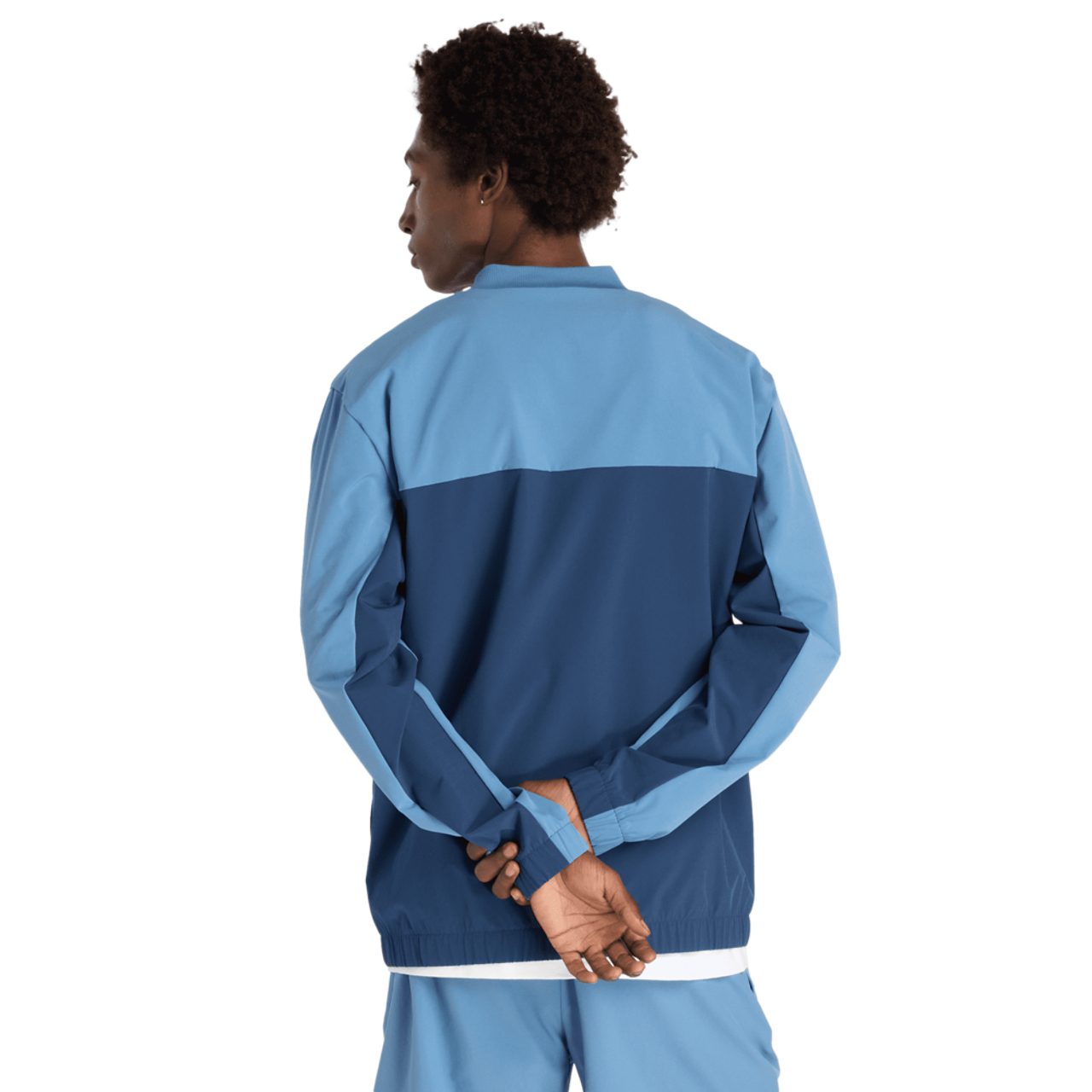 New Balance Stretch Bomber Jacket Image 2 sur 4. Appuyez pour ouvrir la galerie de photos.