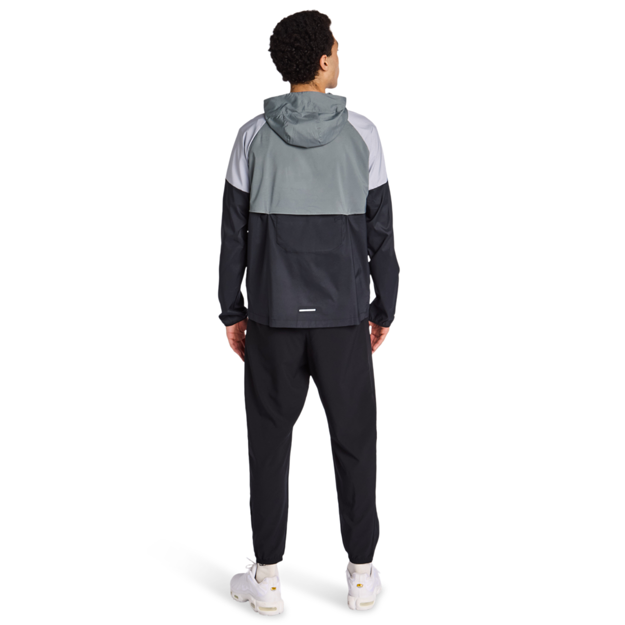 Nike Windrunner Afbeelding 3 van 6. Tik om de fotogalerij te openen..