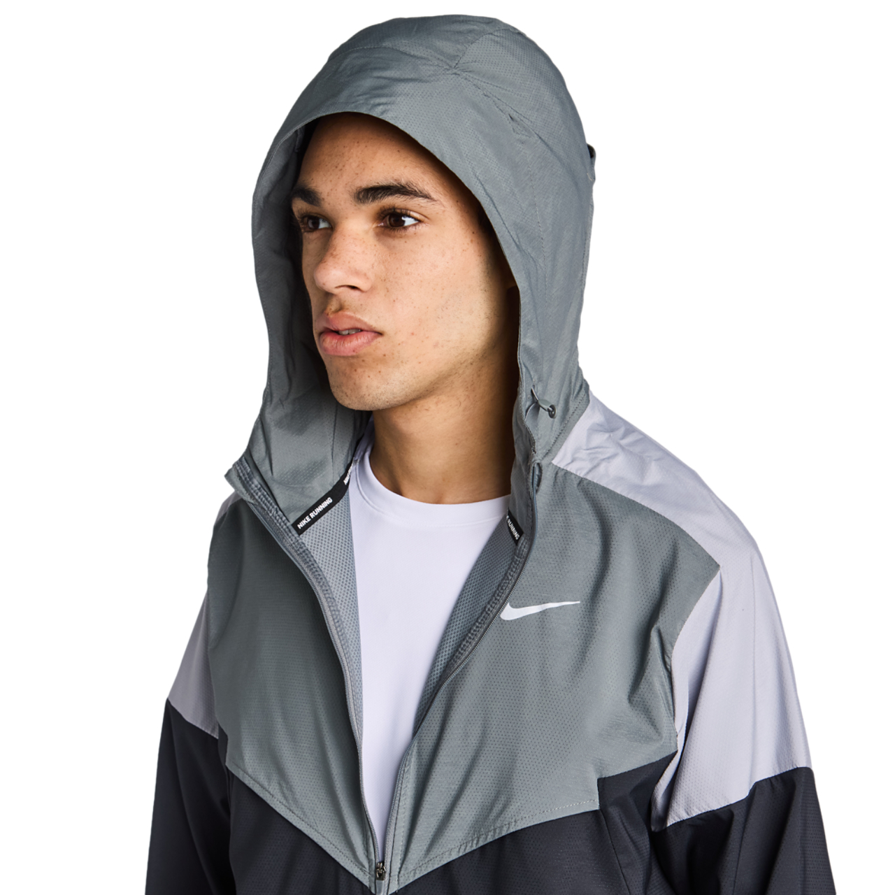 Nike Windrunner Afbeelding 6 van 6. Tik om de fotogalerij te openen..