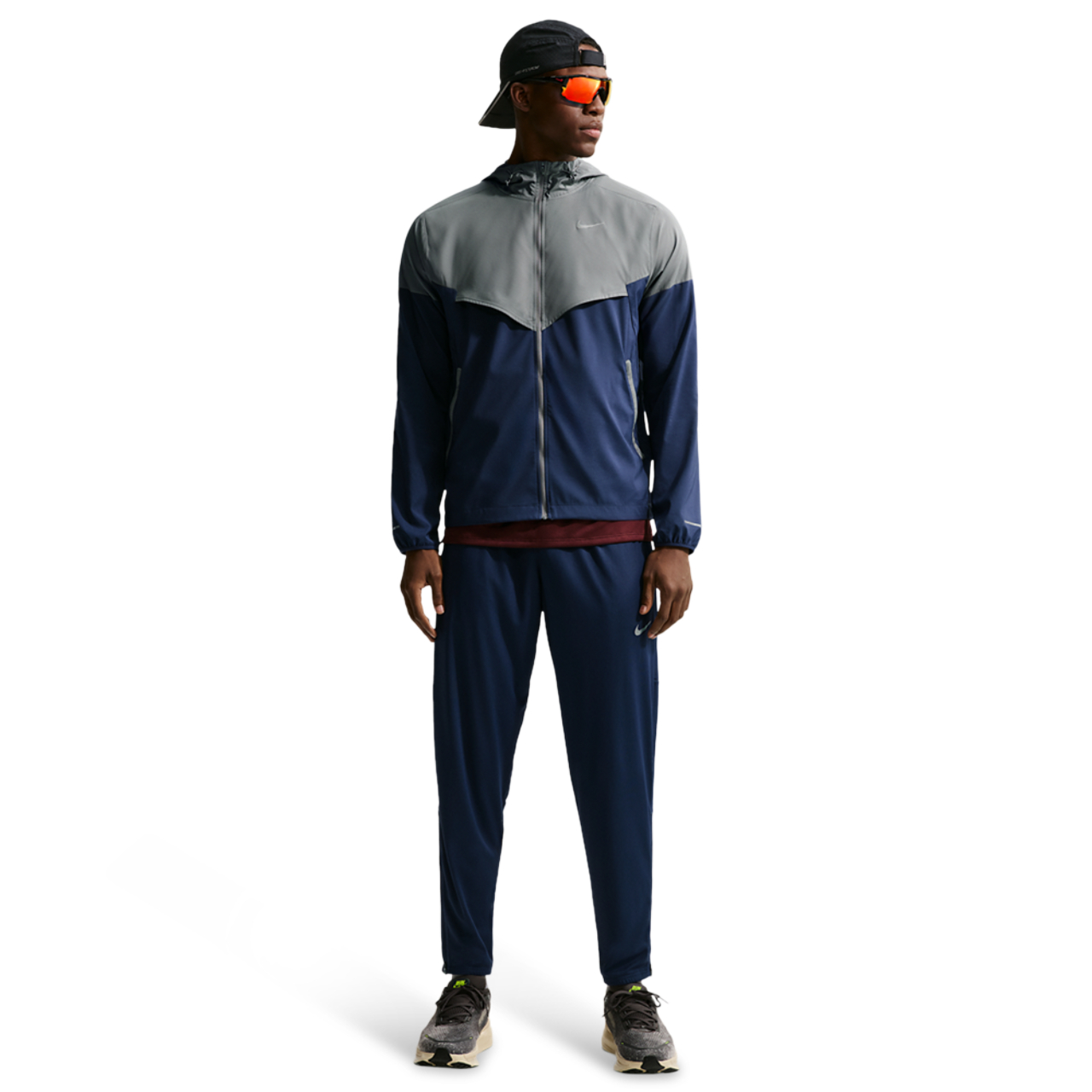 Nike Windrunner Immagine 2 di 4. Tocca per aprire la galleria fotografica.