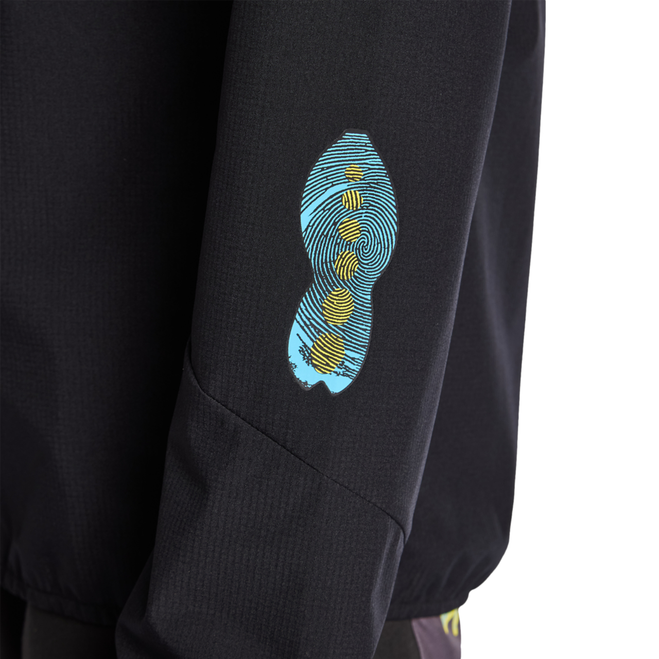 Mizuno X Vrunk Windrunner Image 5 sur 7. Appuyez pour ouvrir la galerie de photos.