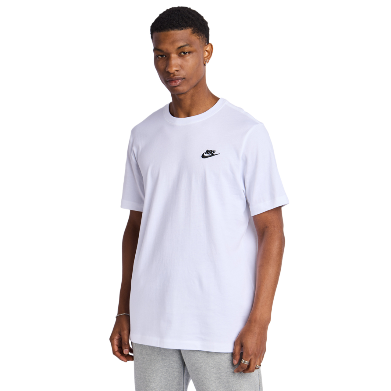 Nike Club Image 1 sur 4. Appuyez pour ouvrir la galerie de photos.