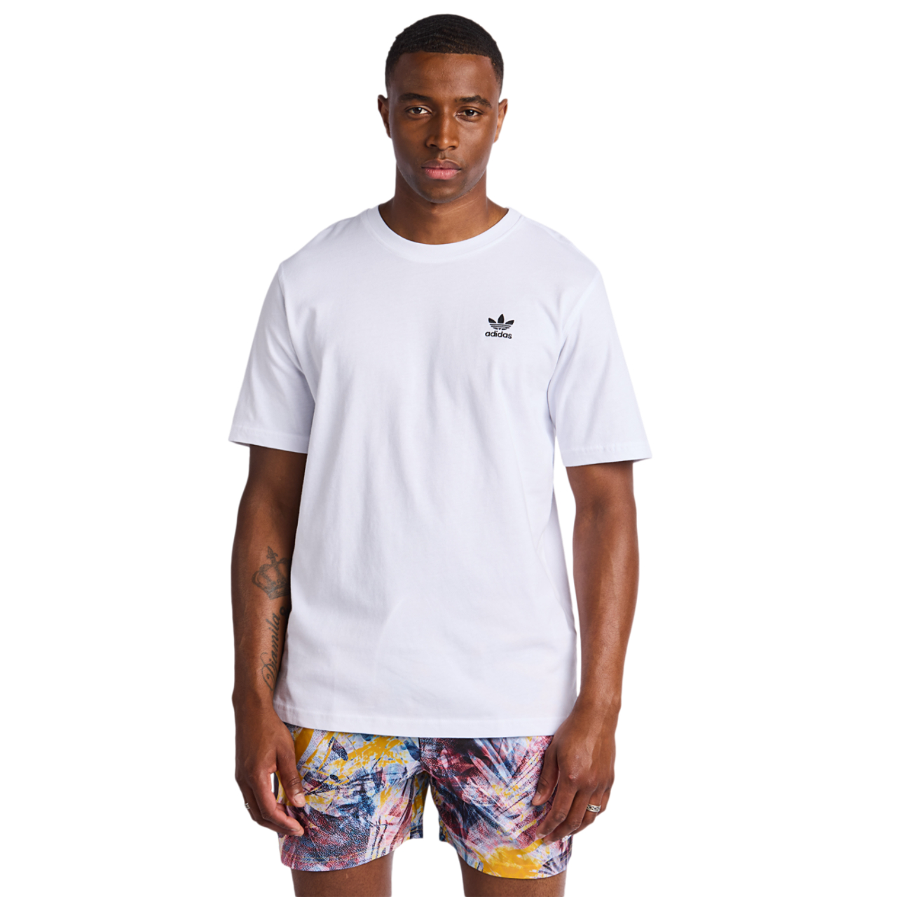 adidas Essential Bild 1 von 4. Antippen, um die Fotogalerie zu öffnen.