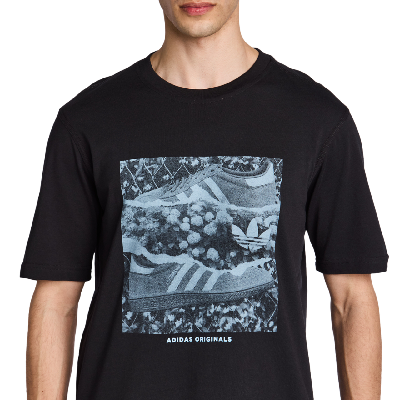 adidas Graphics Afbeelding 5 van 5. Tik om de fotogalerij te openen..