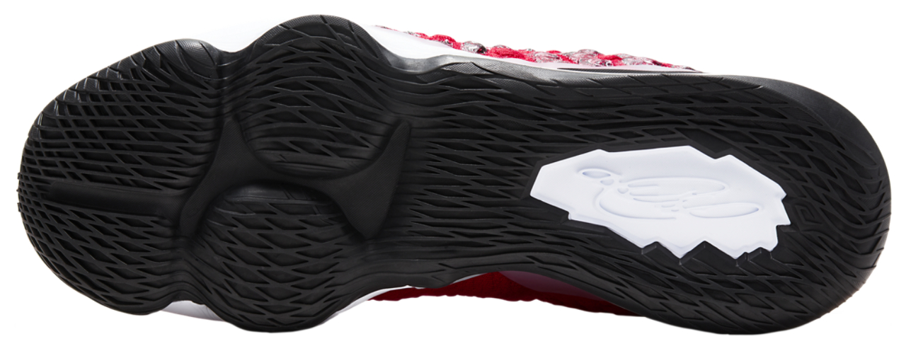Nike LeBron 17 Image 5 of 5. Tap to open photo gallery.