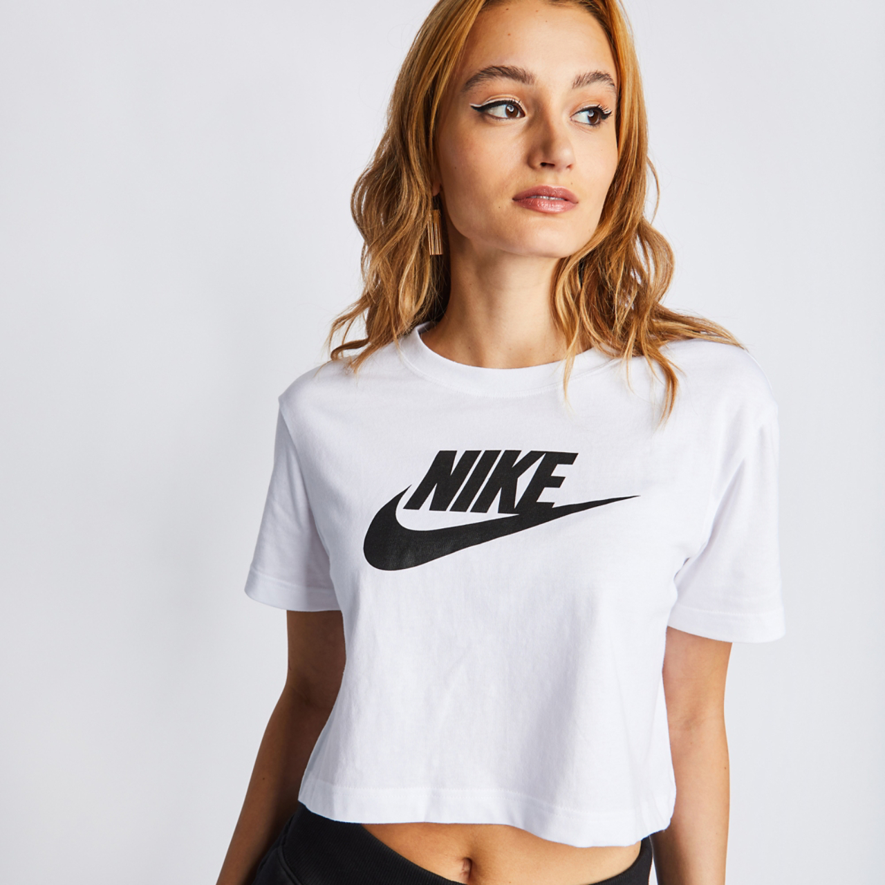 Nike Futura Imagen 4 de 4. Toque para abrir la galería de fotos.