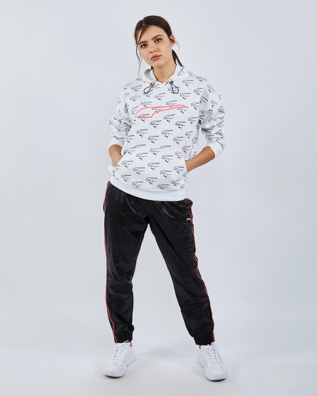 Puma Evide Afbeelding 2 van 4. Tik om de fotogalerij te openen..