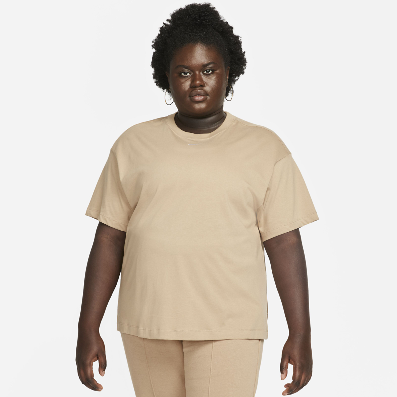 Nike Essentials Plus Boyfriend Image 2 of 3. Tap to open photo gallery.