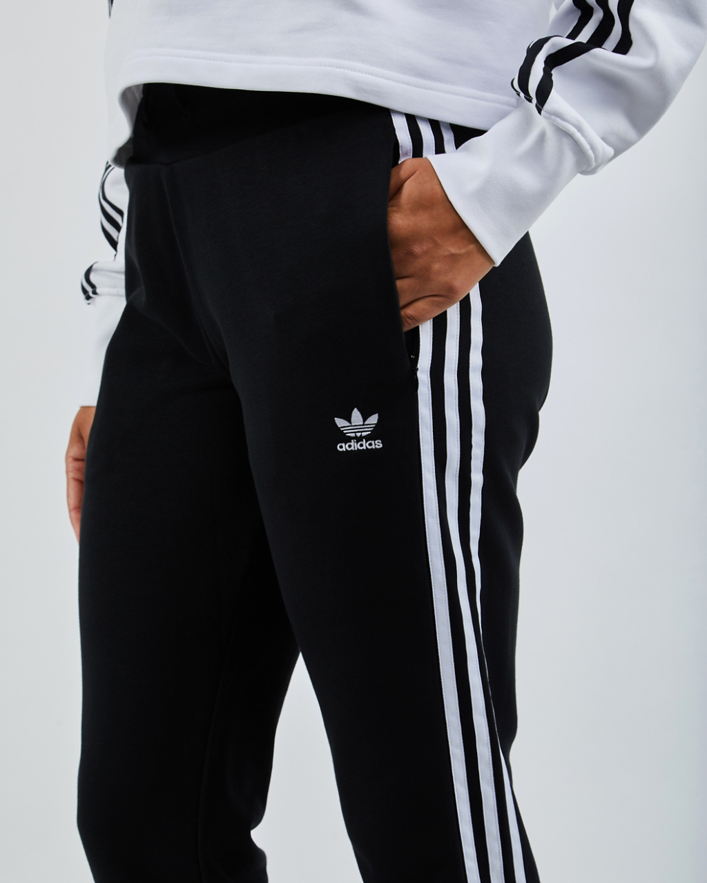 adidas Adicolor Imagen 4 de 4. Toque para abrir la galería de fotos.