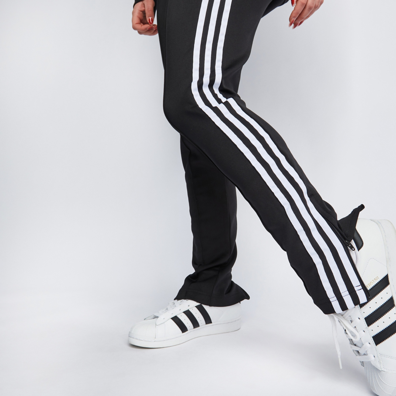 adidas Superstar Imagen 4 de 4. Toque para abrir la galería de fotos.