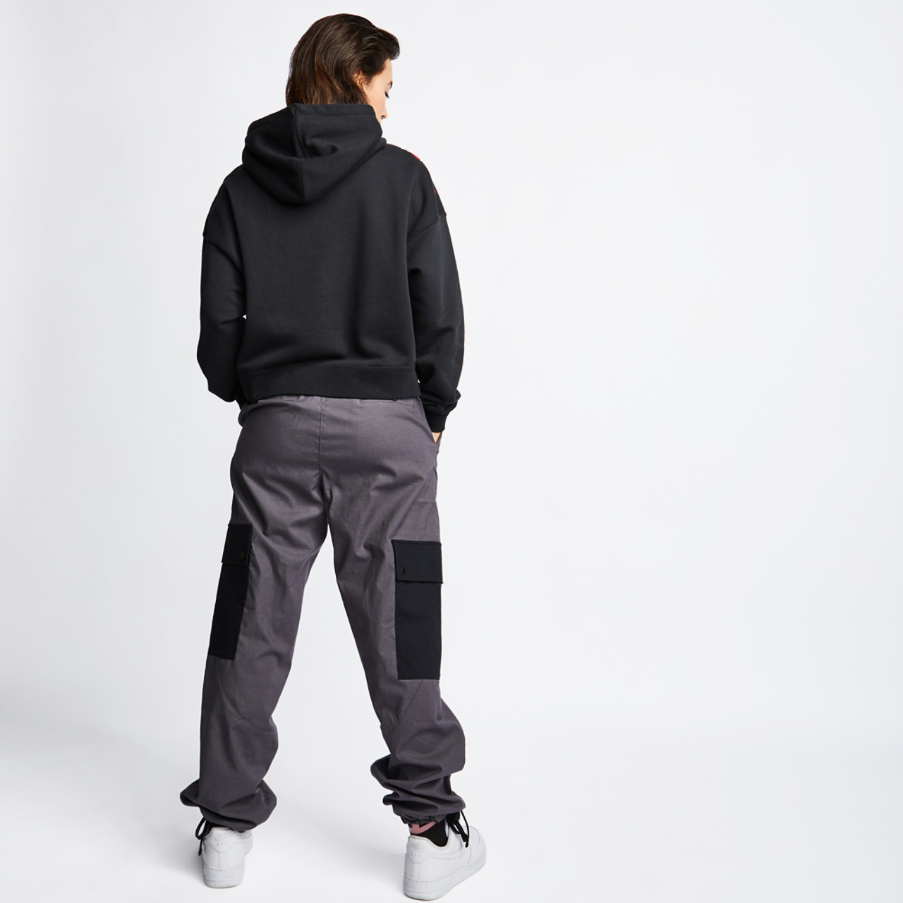 Jordan Jumpman Classic 40 Over The Head Image 3 of 4. Tap to open photo gallery.