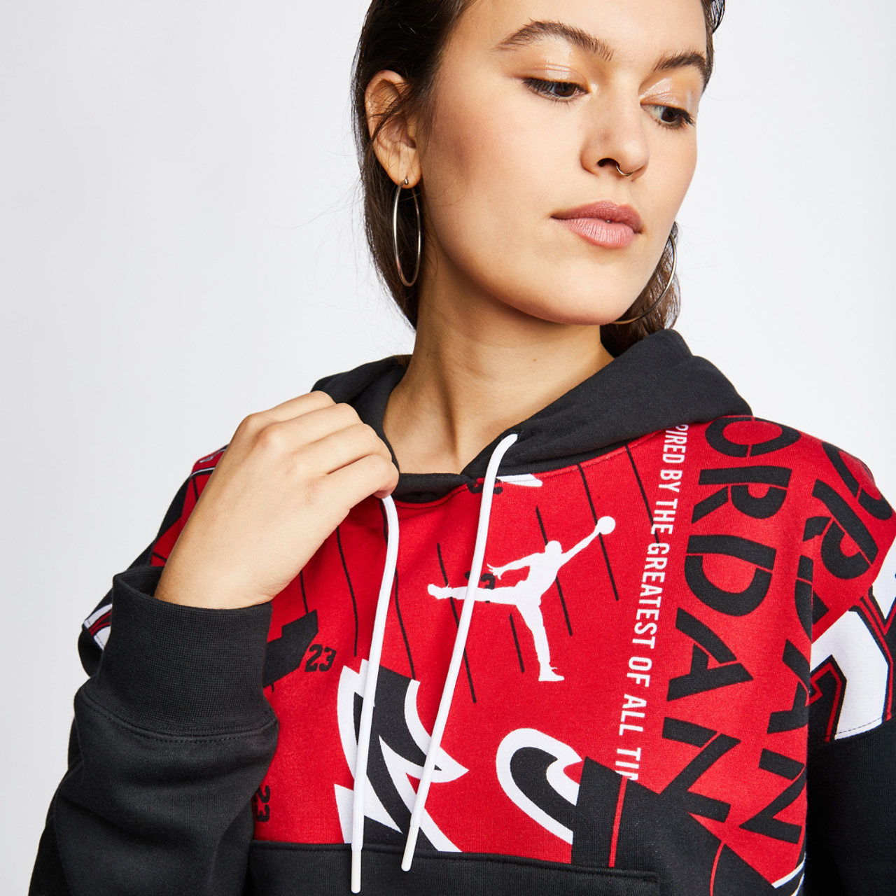 Jordan Jumpman Classic 40 Over The Head Image 4 of 4. Tap to open photo gallery.