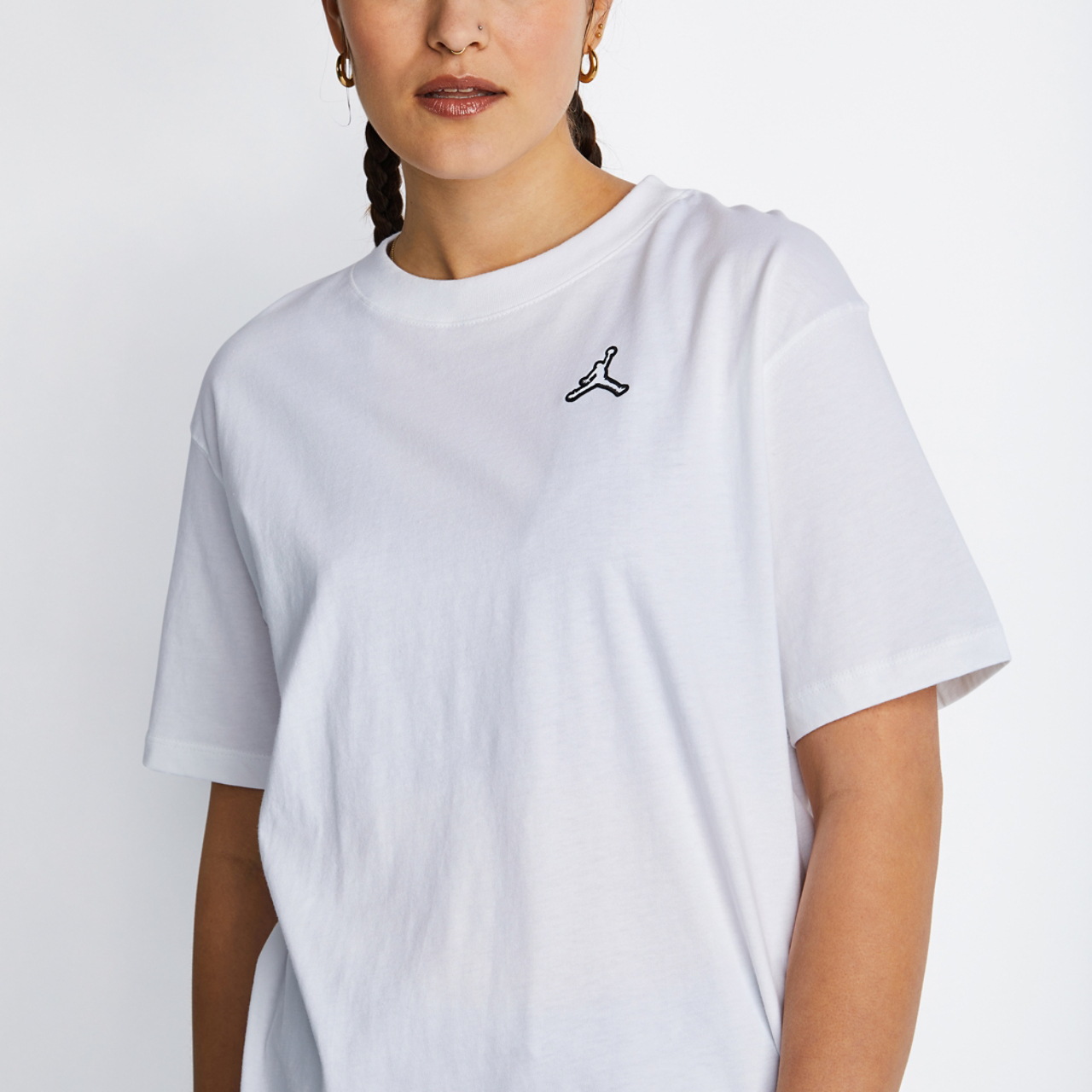 Jordan Essentials Image 4 of 4. Tap to open photo gallery.