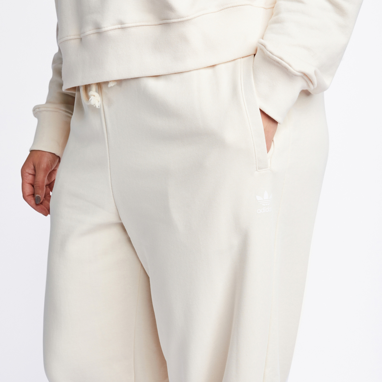 adidas Originals Aerobic Plus Cuffed Pant Image 4 of 4. Tap to open photo gallery.