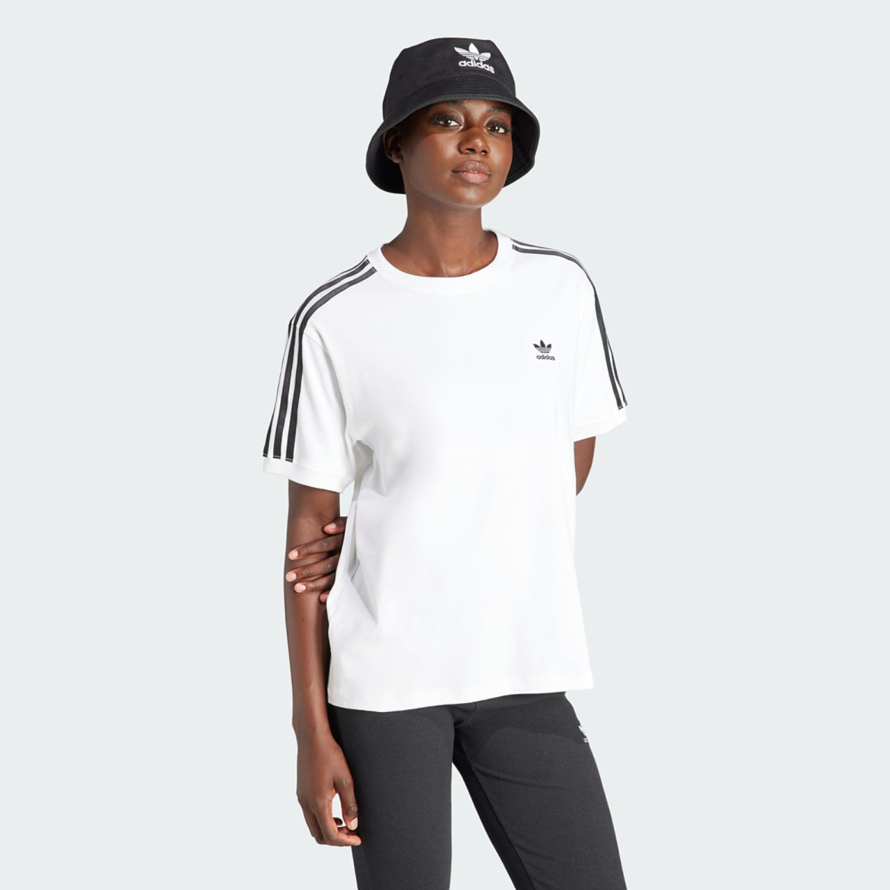 adidas 3 Stripes Image 2 sur 4. Appuyez pour ouvrir la galerie de photos.