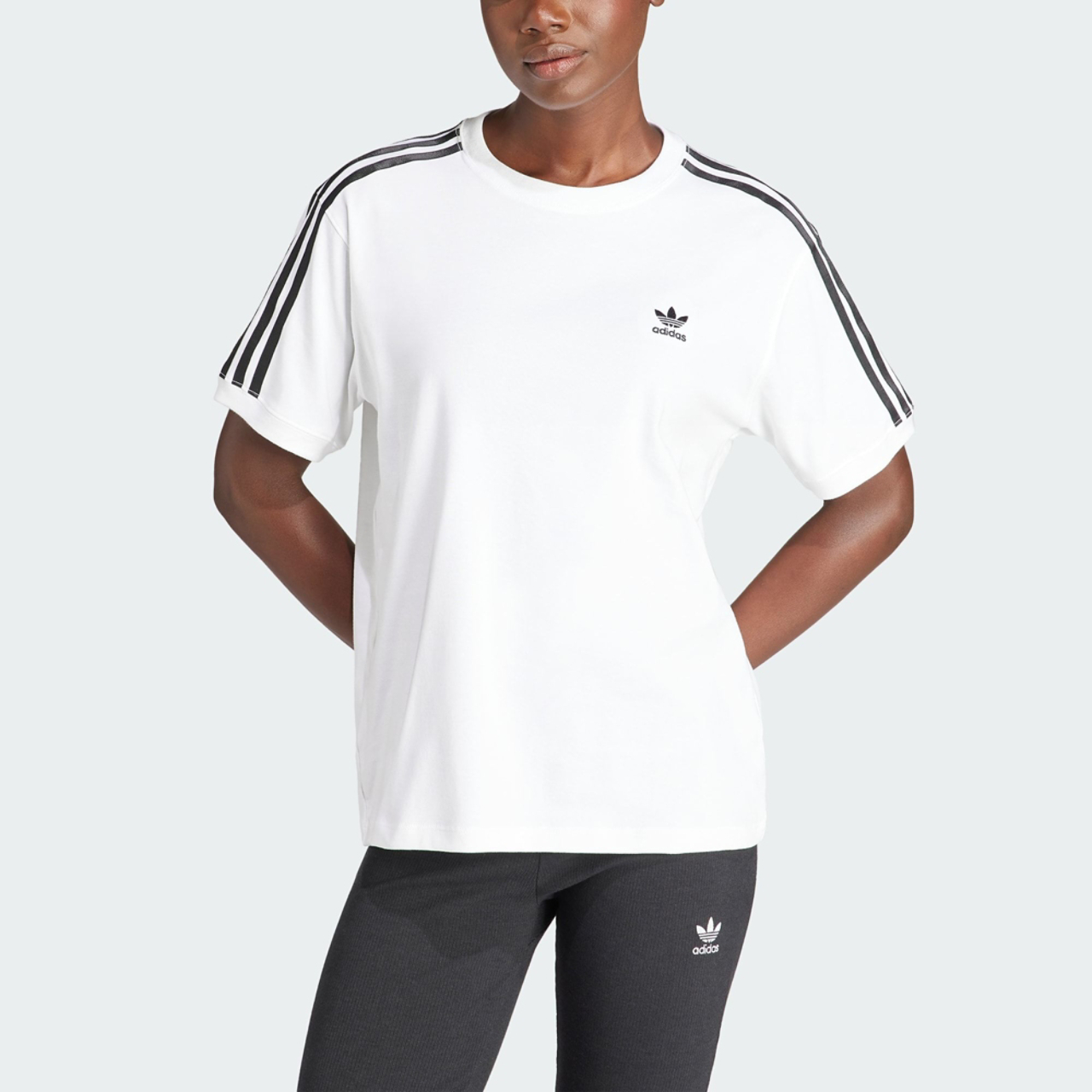 adidas 3 Stripes Image 4 sur 4. Appuyez pour ouvrir la galerie de photos.