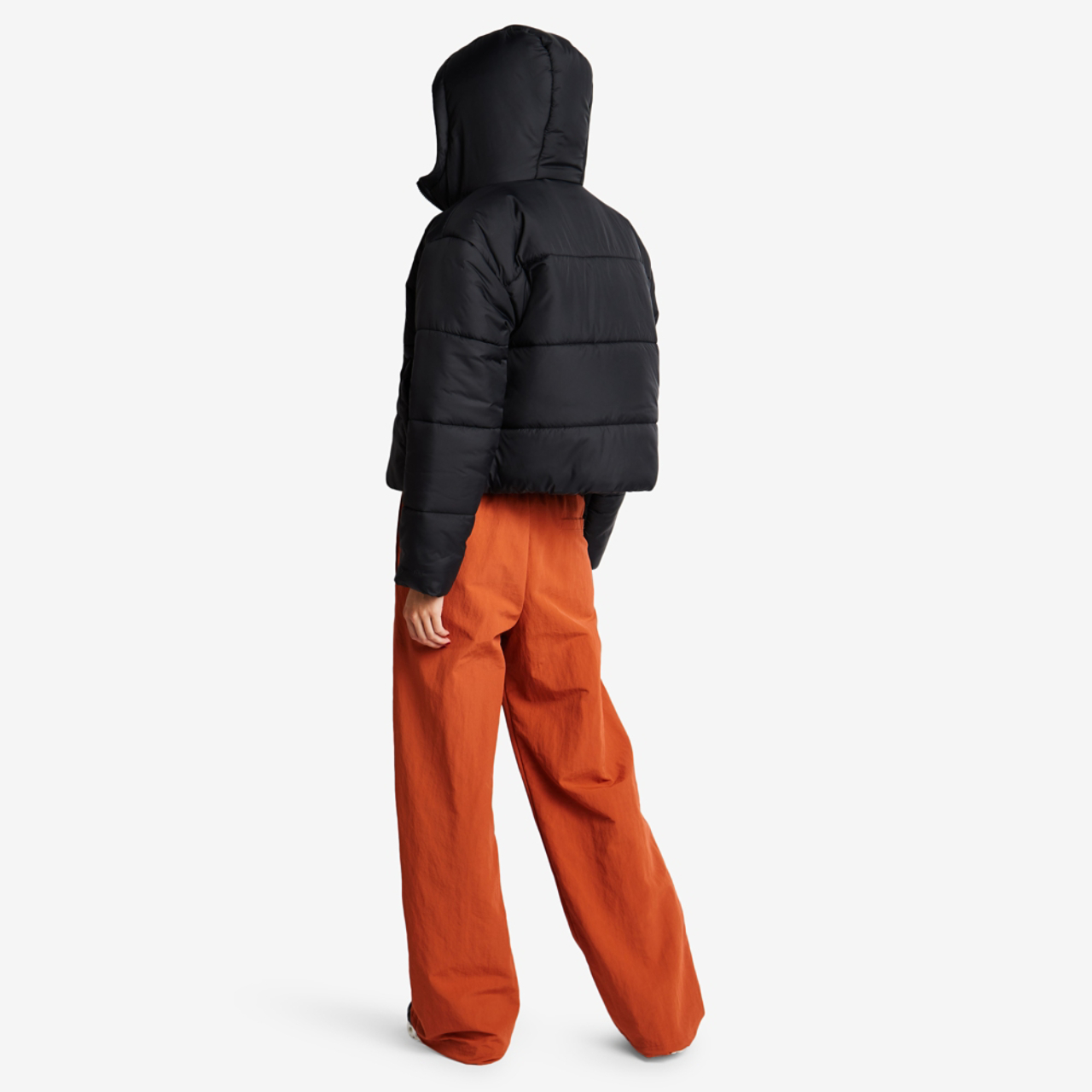 Nike Therma-fit Hooded Image 3 of 5. Tap to open photo gallery.