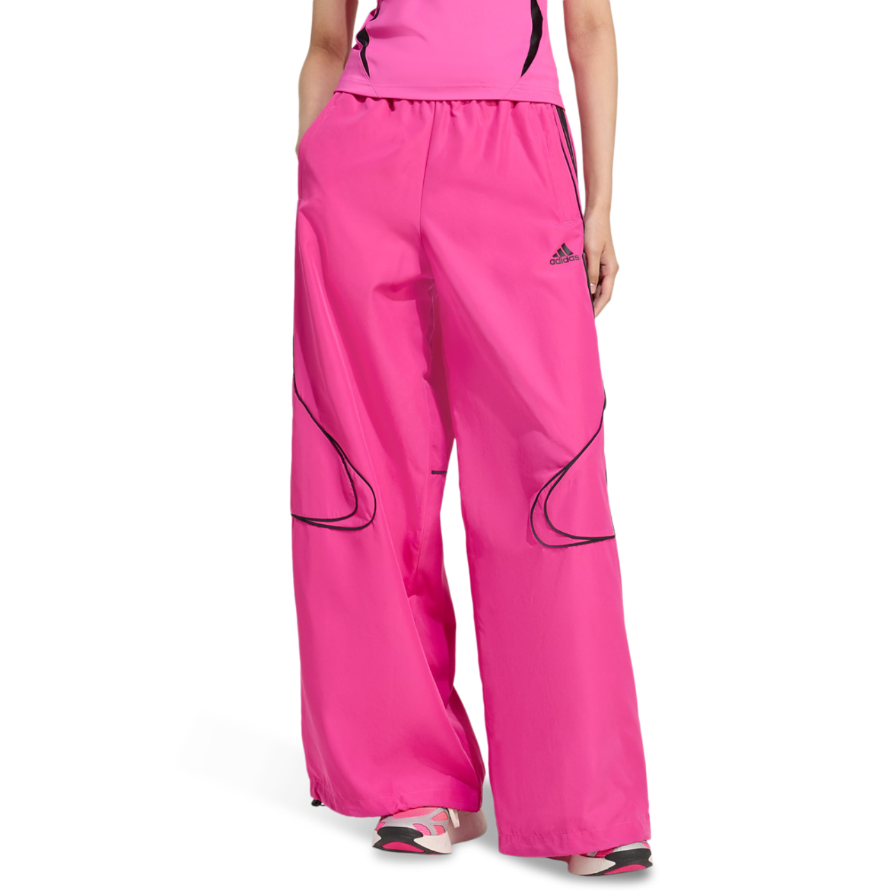 adidas Teamgeist Adicolor Oversized Track Pant Afbeelding 1 van 4. Tik om de fotogalerij te openen..