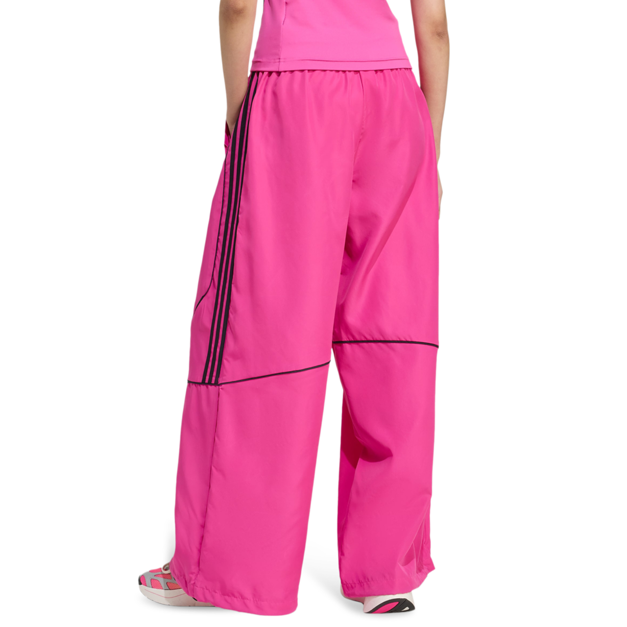 adidas Teamgeist Adicolor Oversized Track Pant Afbeelding 3 van 4. Tik om de fotogalerij te openen..