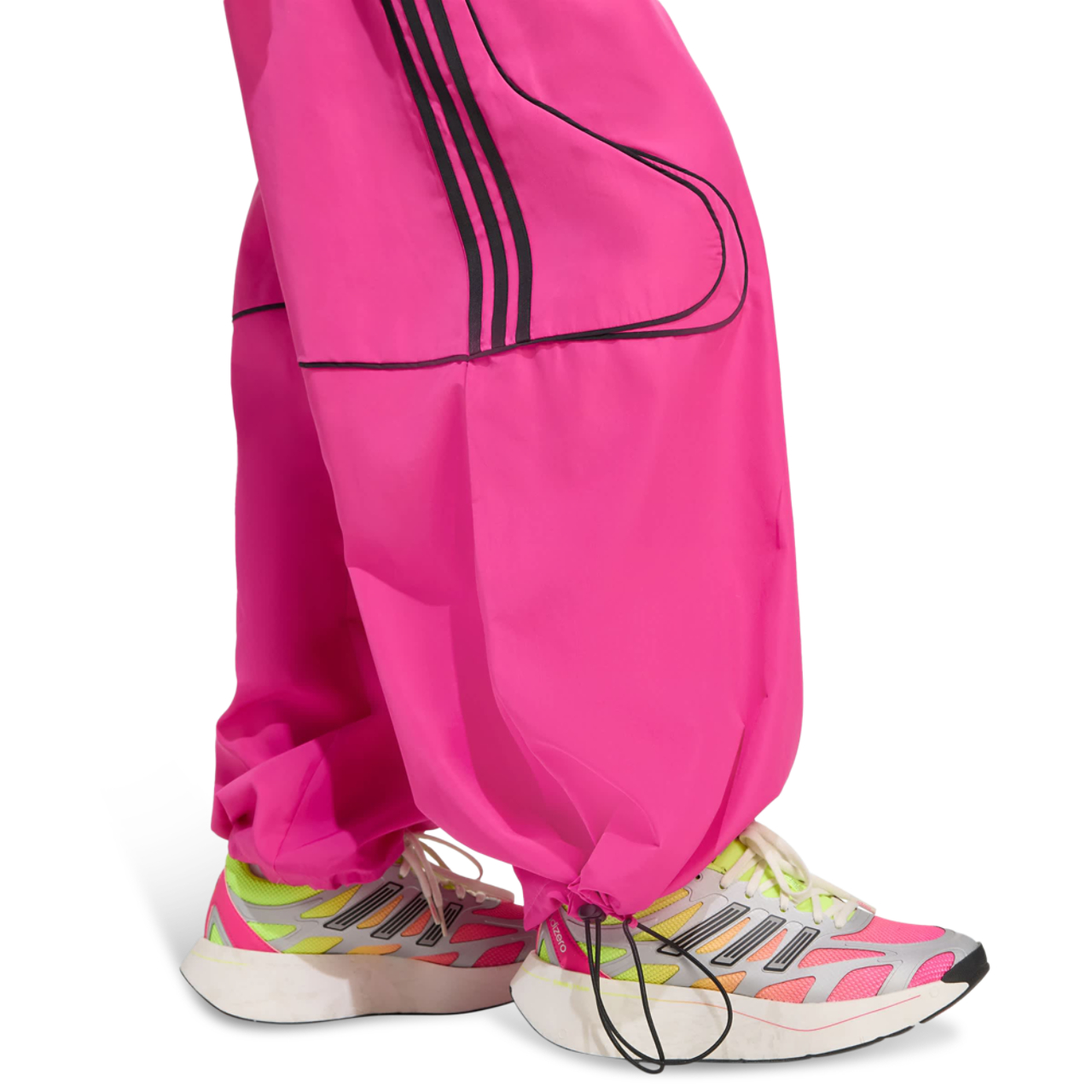 adidas Teamgeist Adicolor Oversized Track Pant Afbeelding 4 van 4. Tik om de fotogalerij te openen..