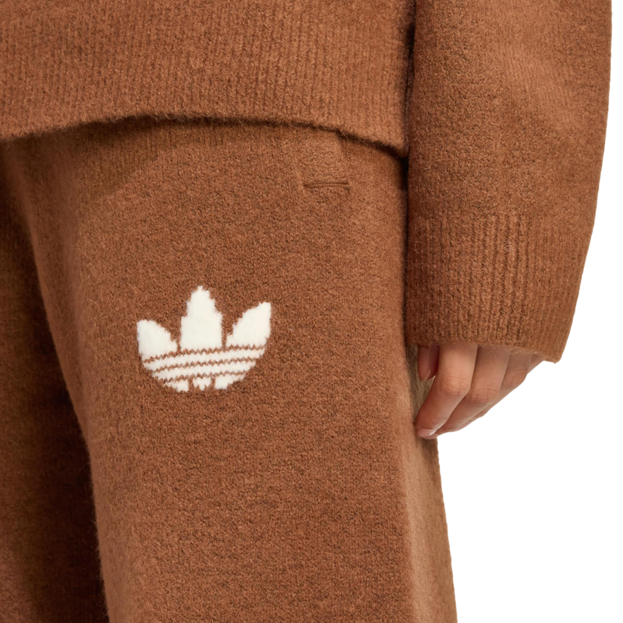 adidas Originals Athletic Dept Joggers Bild 4 von 4. Antippen, um die Fotogalerie zu öffnen.