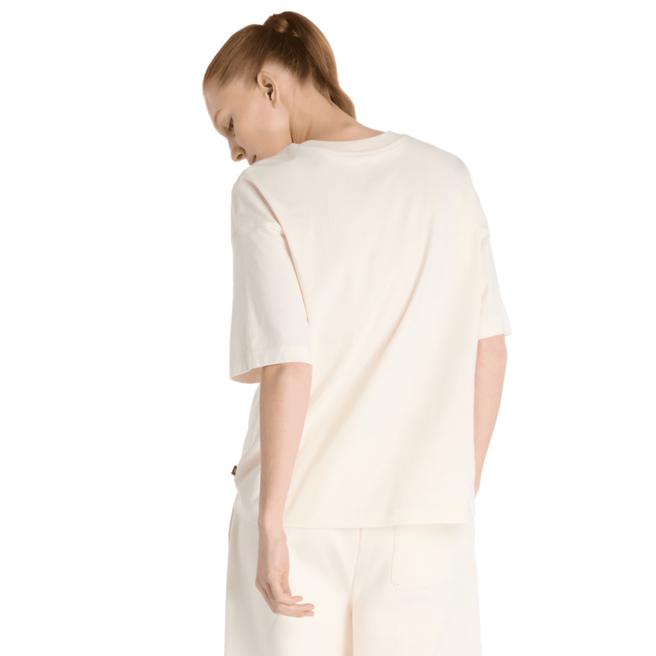 New Balance Linear Heritage Oversized T-shirt Image 2 sur 4. Appuyez pour ouvrir la galerie de photos.