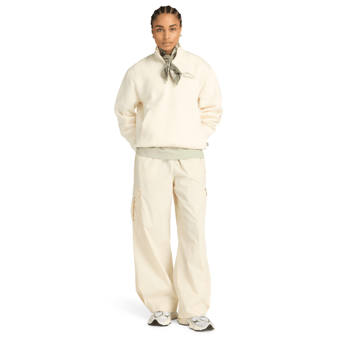 New Balance Woven Cargo Pant Imagen 2 de 5. Toque para abrir la galería de fotos.