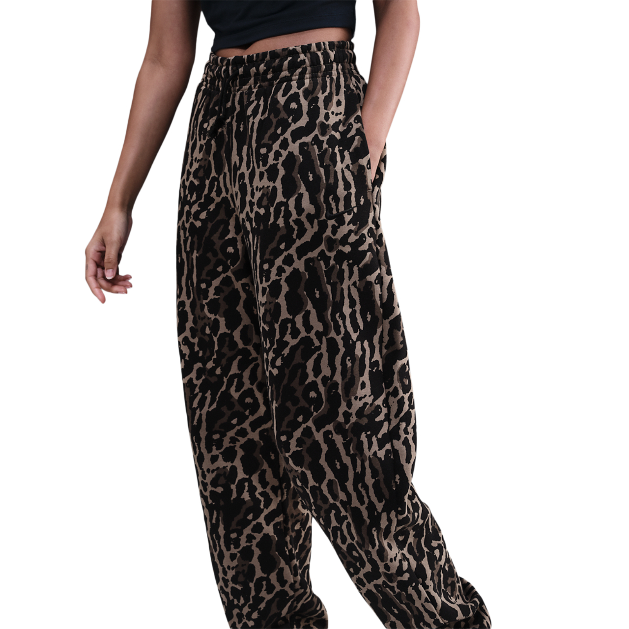 Nike Sportswear Phoenix Oversized Bottoms Image 1 sur 5. Appuyez pour ouvrir la galerie de photos.