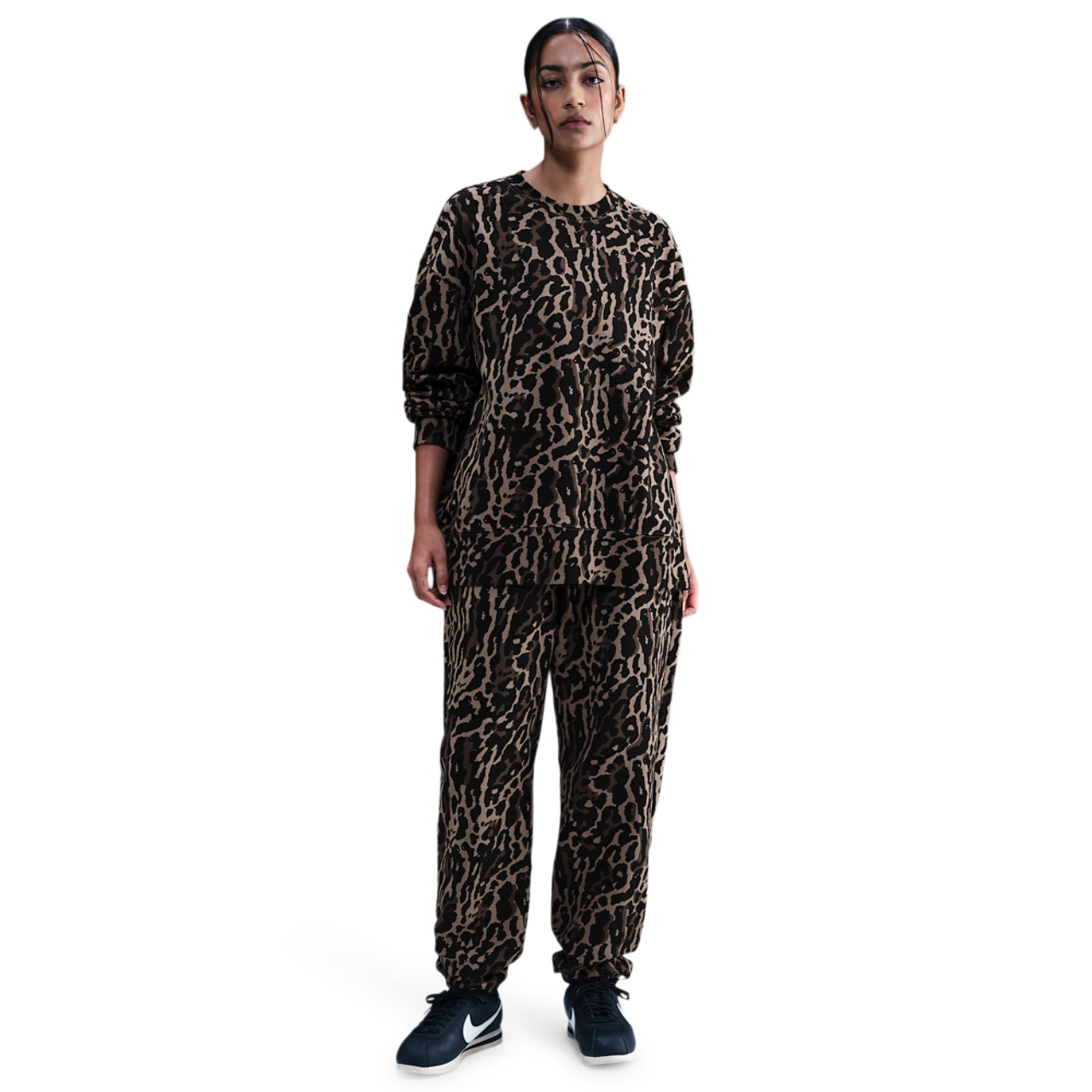 Nike Sportswear Phoenix Oversized Sweatshirt Image 4 of 5. Tap to open photo gallery.
