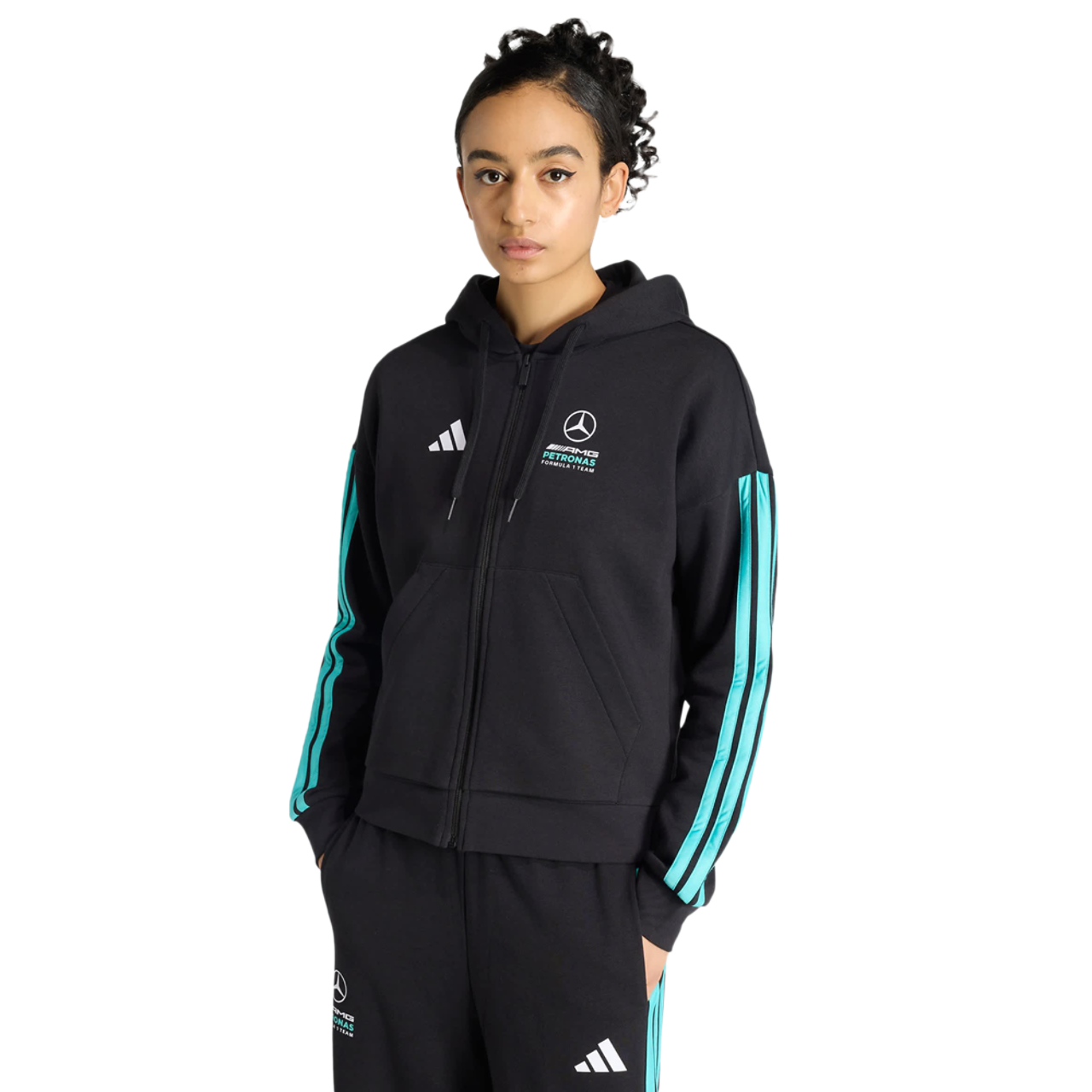 adidas Mercedes Imagen 1 de 5. Toque para abrir la galería de fotos.