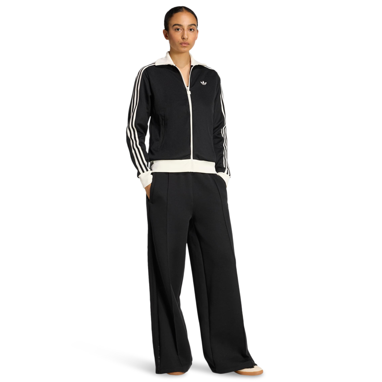 adidas Classic Track Top Bild 2 von 5. Antippen, um die Fotogalerie zu öffnen.