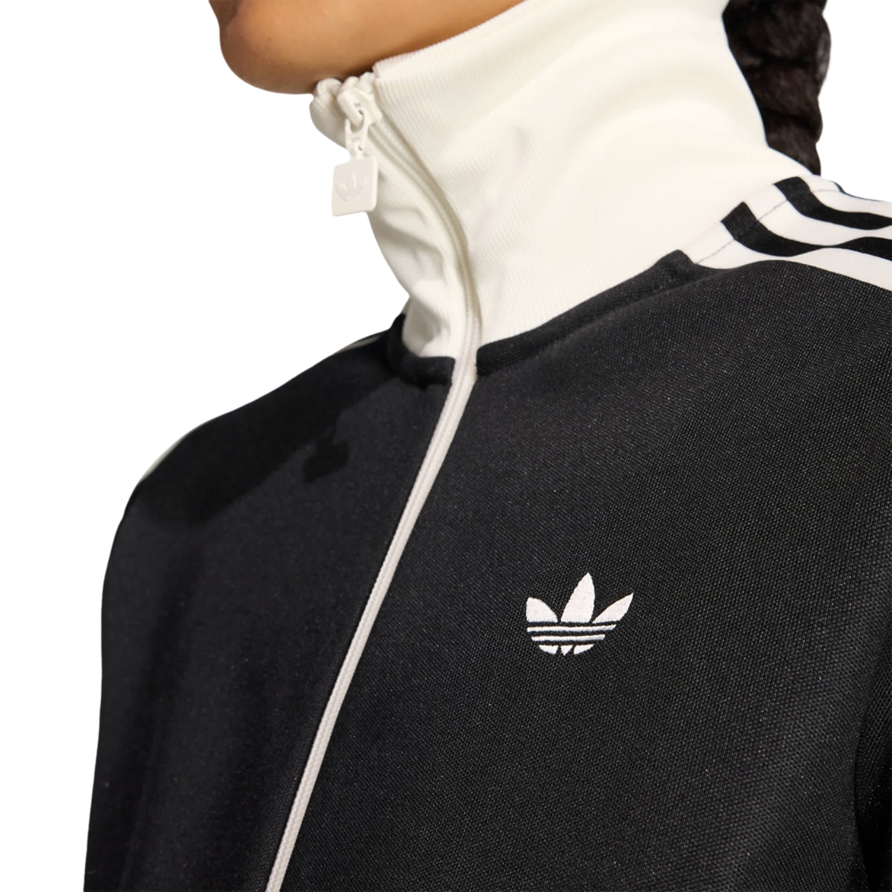 adidas Classic Track Top Bild 4 von 5. Antippen, um die Fotogalerie zu öffnen.
