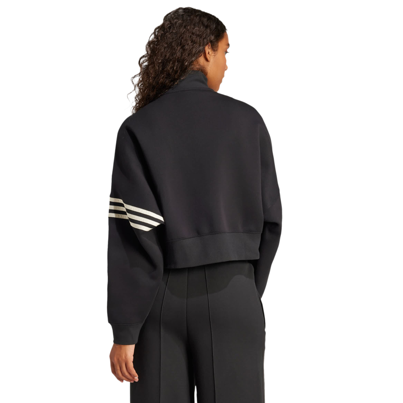 adidas Neuclassics Track Top Imagen 3 de 5. Toque para abrir la galería de fotos.