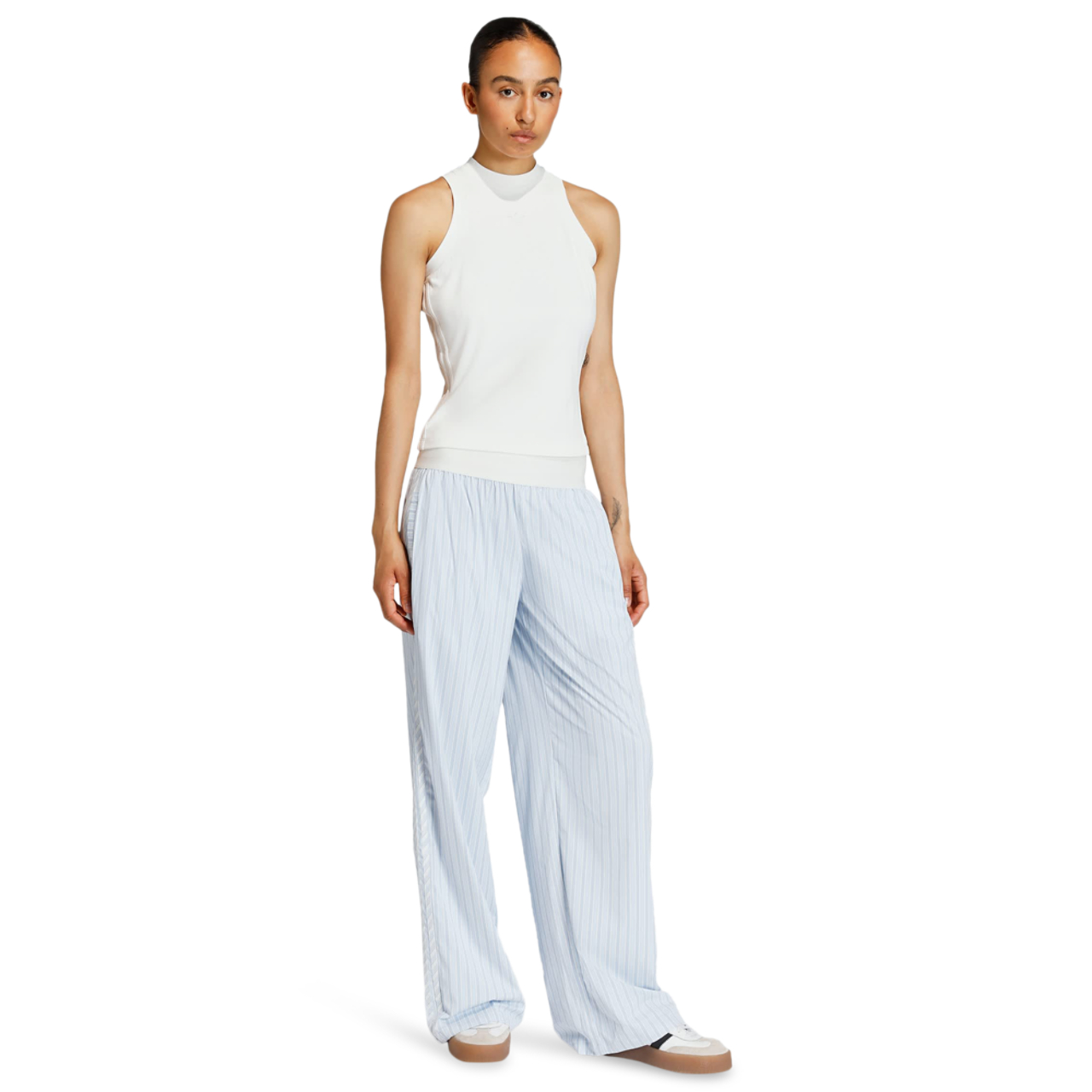 adidas Poplin Trousers Bild 2 von 5. Antippen, um die Fotogalerie zu öffnen.