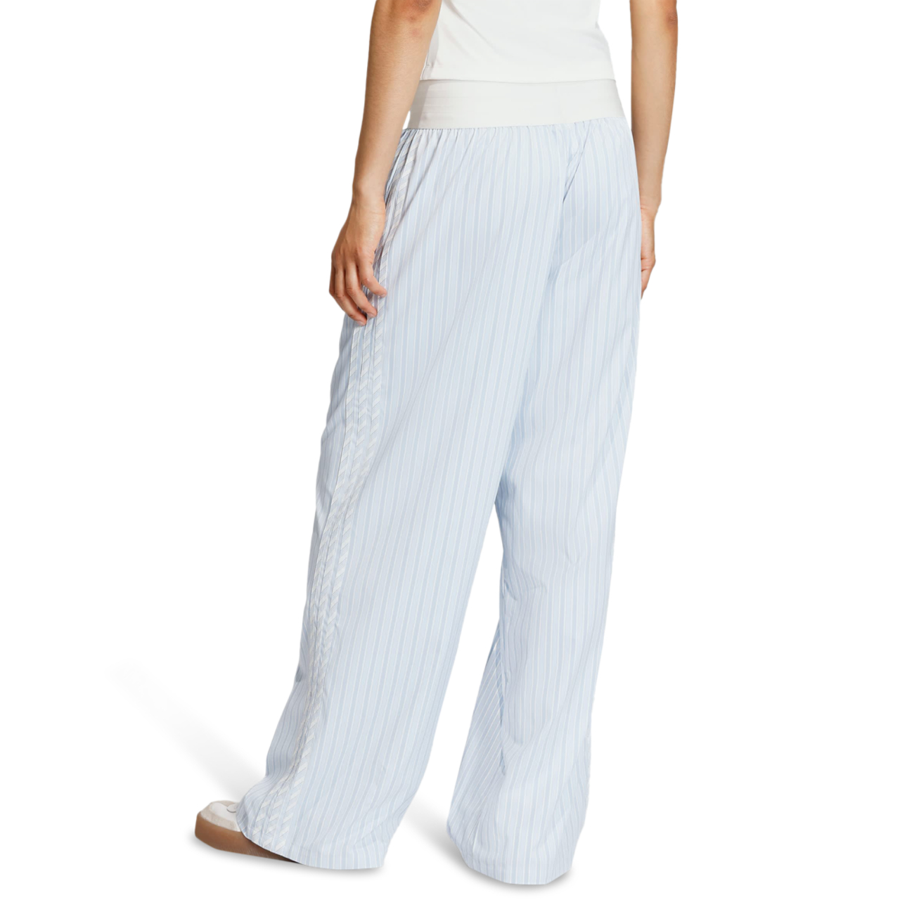 adidas Poplin Trousers Bild 3 von 5. Antippen, um die Fotogalerie zu öffnen.