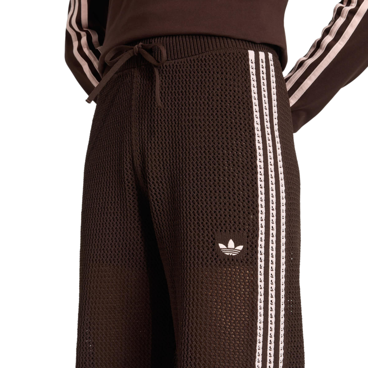 adidas Knitted Crochet Firebird  Bottoms Image 4 sur 4. Appuyez pour ouvrir la galerie de photos.