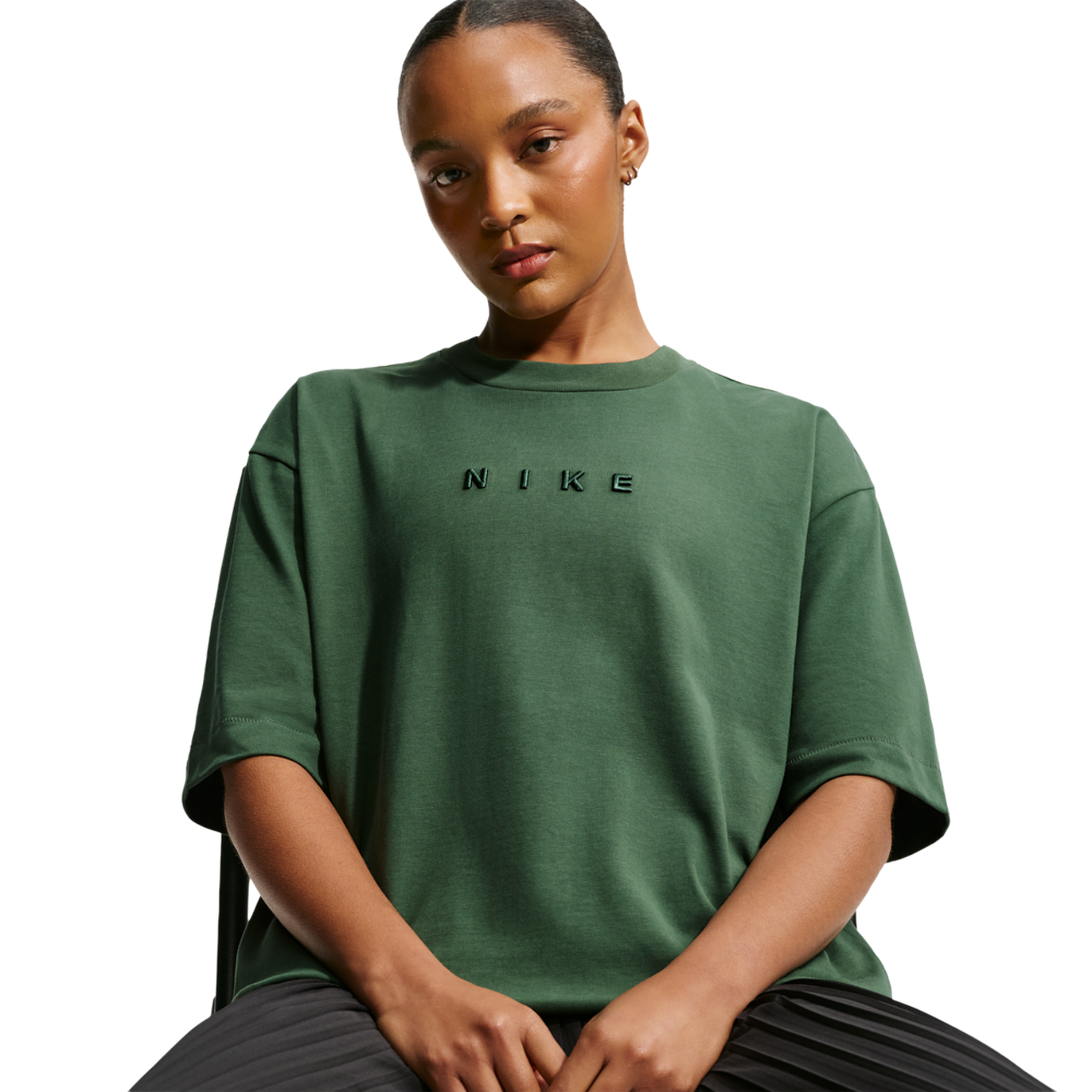 Nike Sportswear Oversized Short-sleeve T-shirt Image 3 sur 5. Appuyez pour ouvrir la galerie de photos.