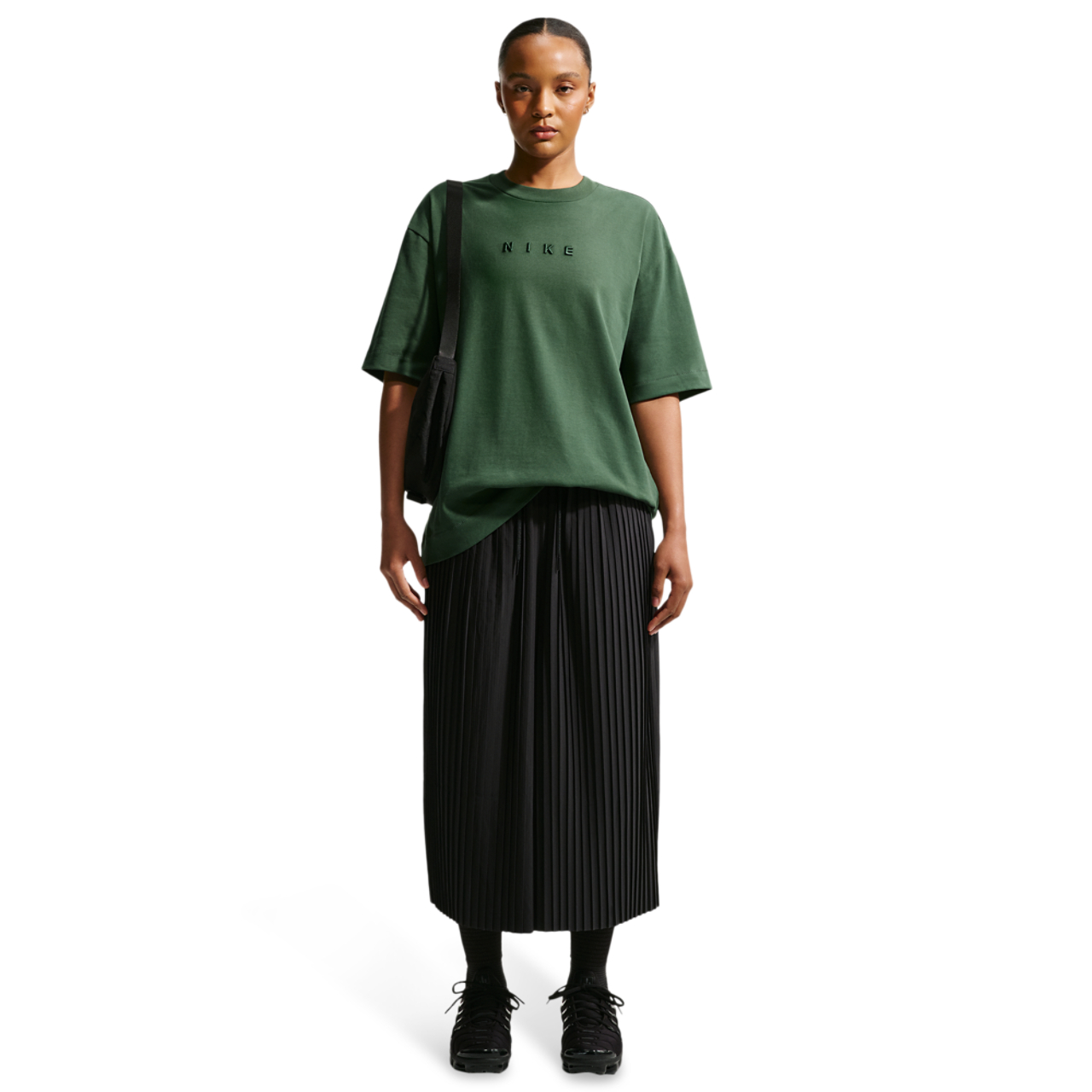 Nike Sportswear Oversized Short-sleeve T-shirt Image 4 sur 5. Appuyez pour ouvrir la galerie de photos.