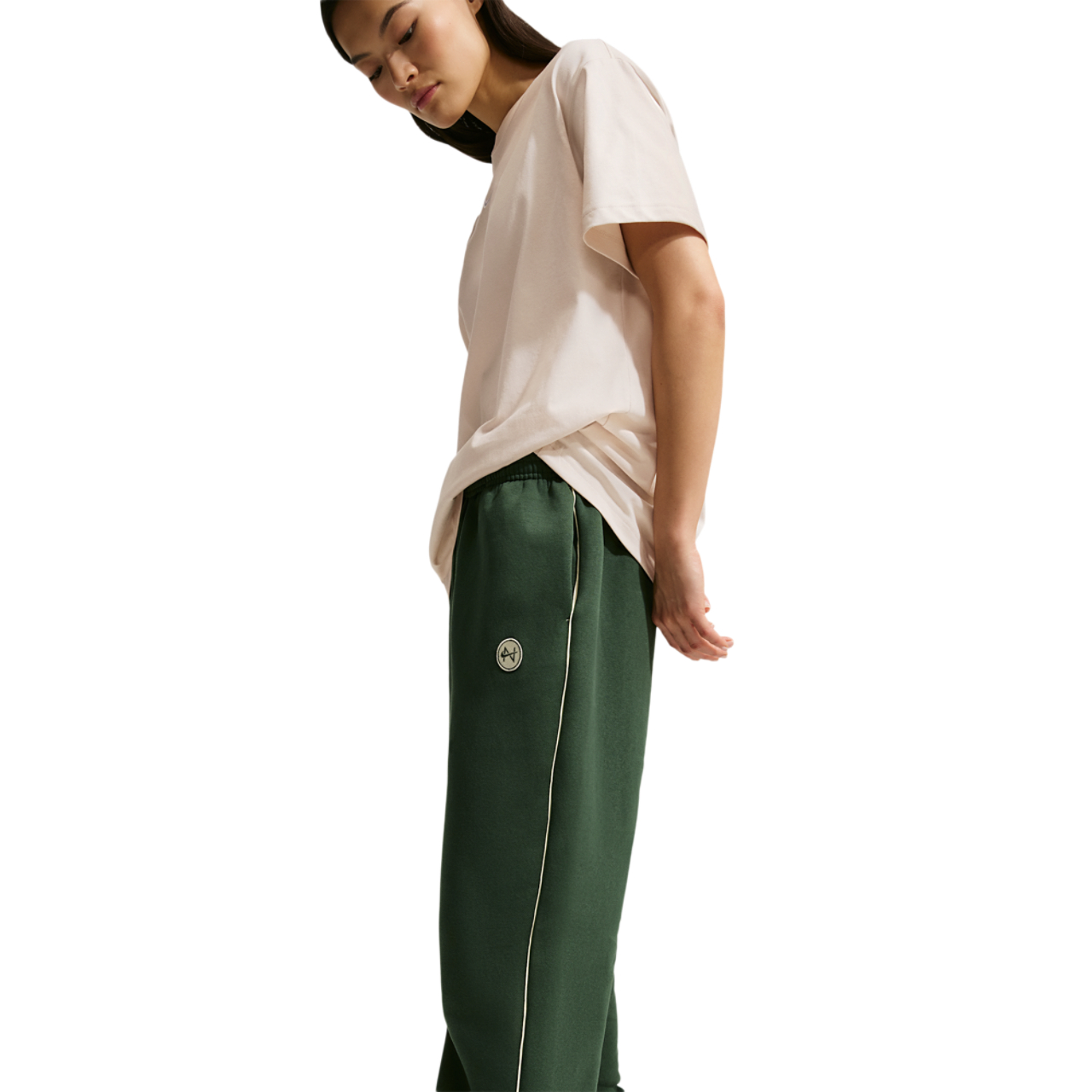 Nike Sportswear Phoenix Fleece Oversize Trousers Image 3 of 5. Tap to open photo gallery.
