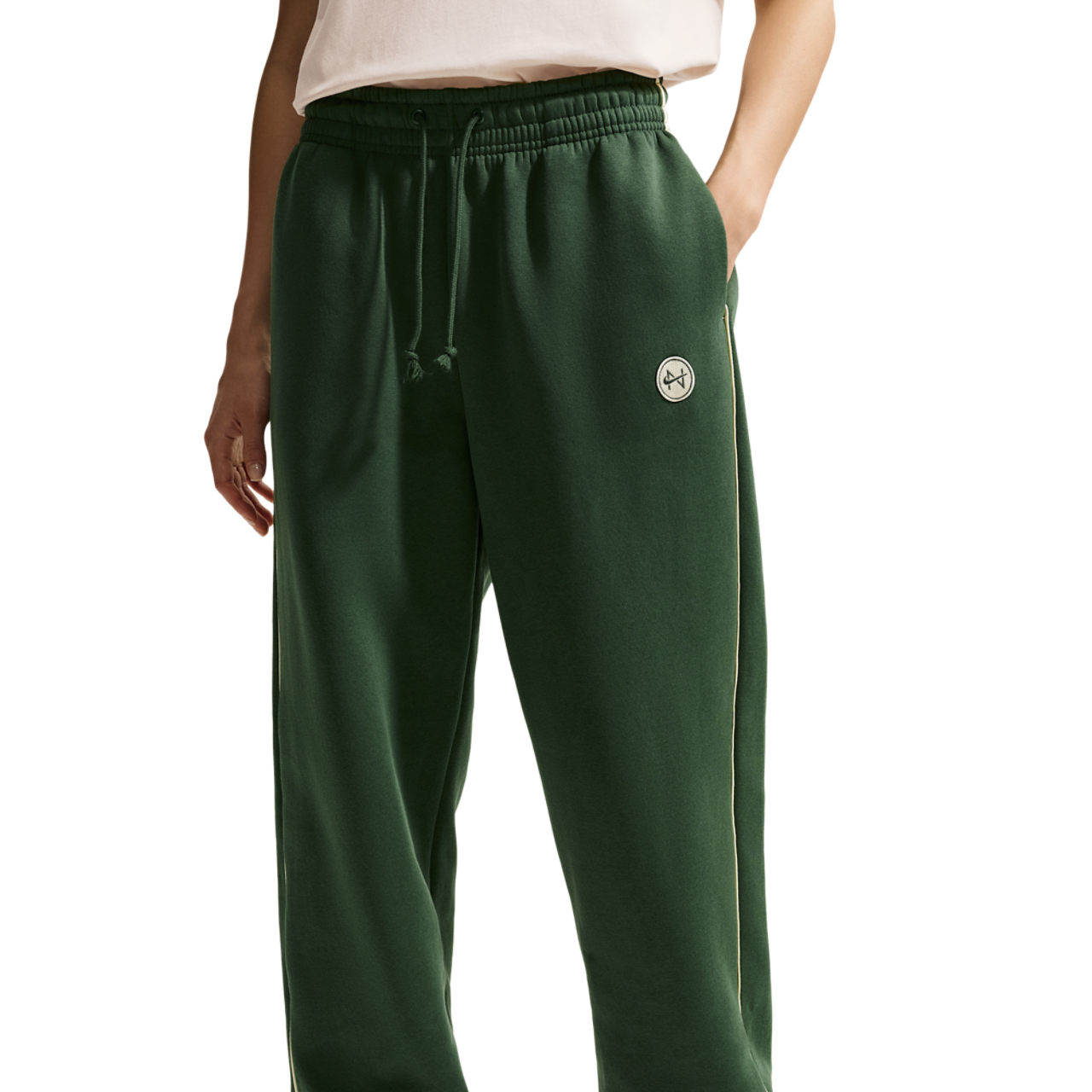Nike Sportswear Phoenix Fleece Oversize Trousers Image 4 of 5. Tap to open photo gallery.